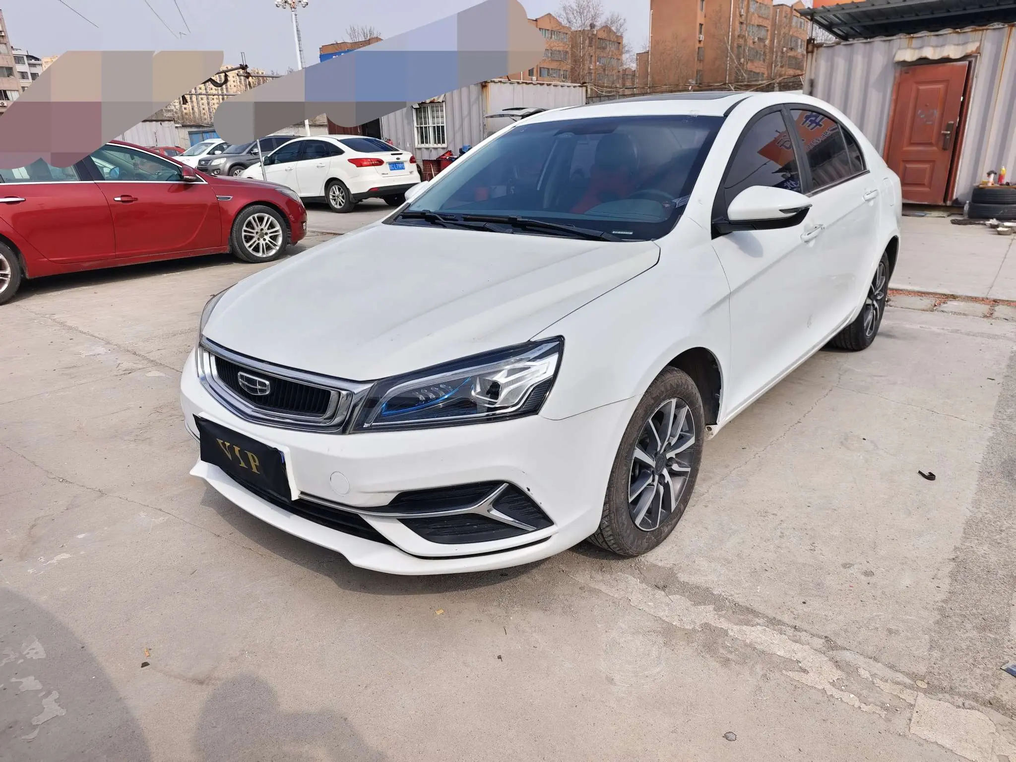 Geely Emgrand  из Китая