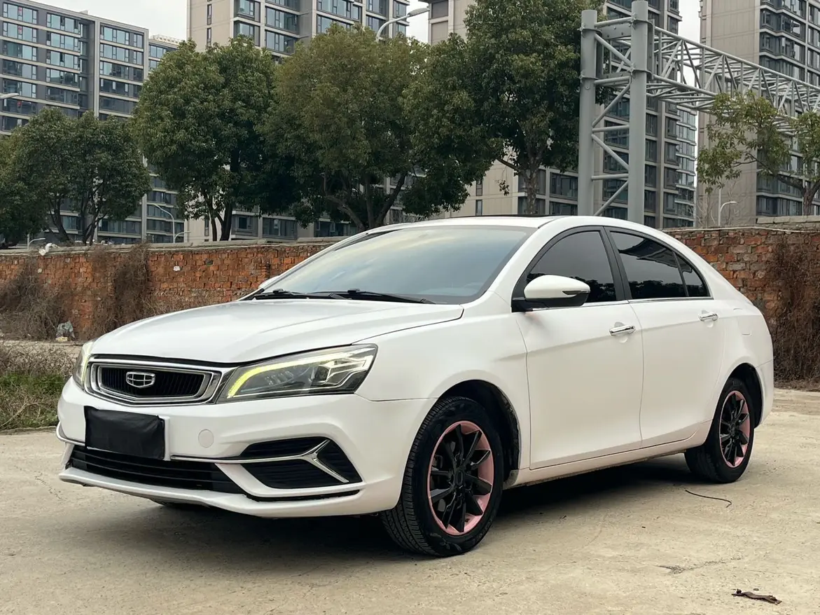 Geely Emgrand  из Китая