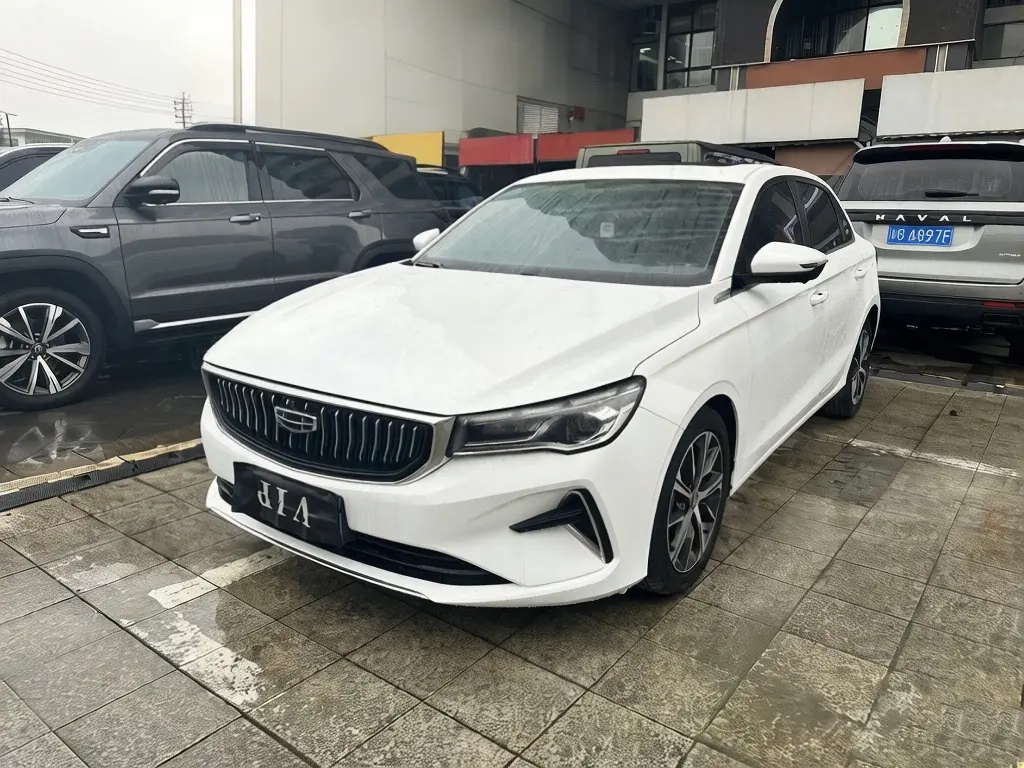 Geely Emgrand  из Китая