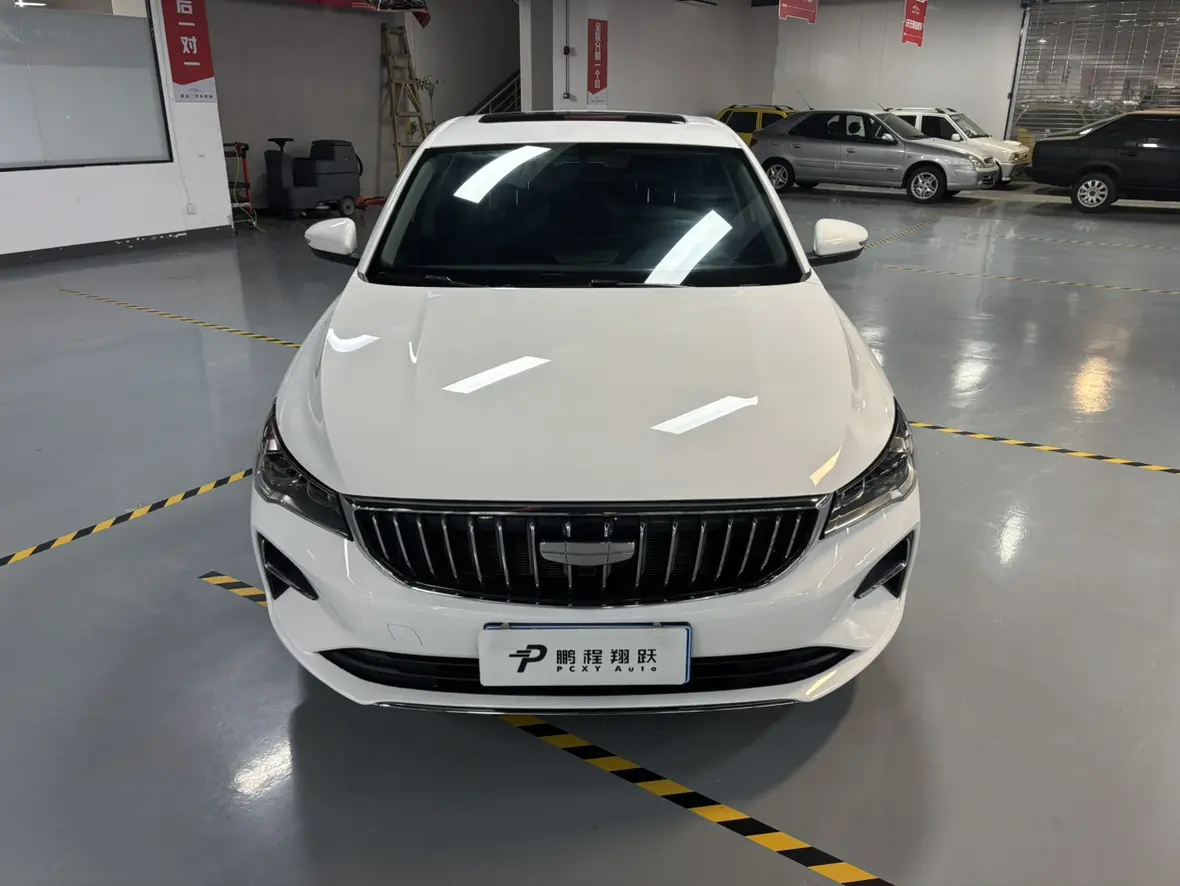 Geely Emgrand  из Китая