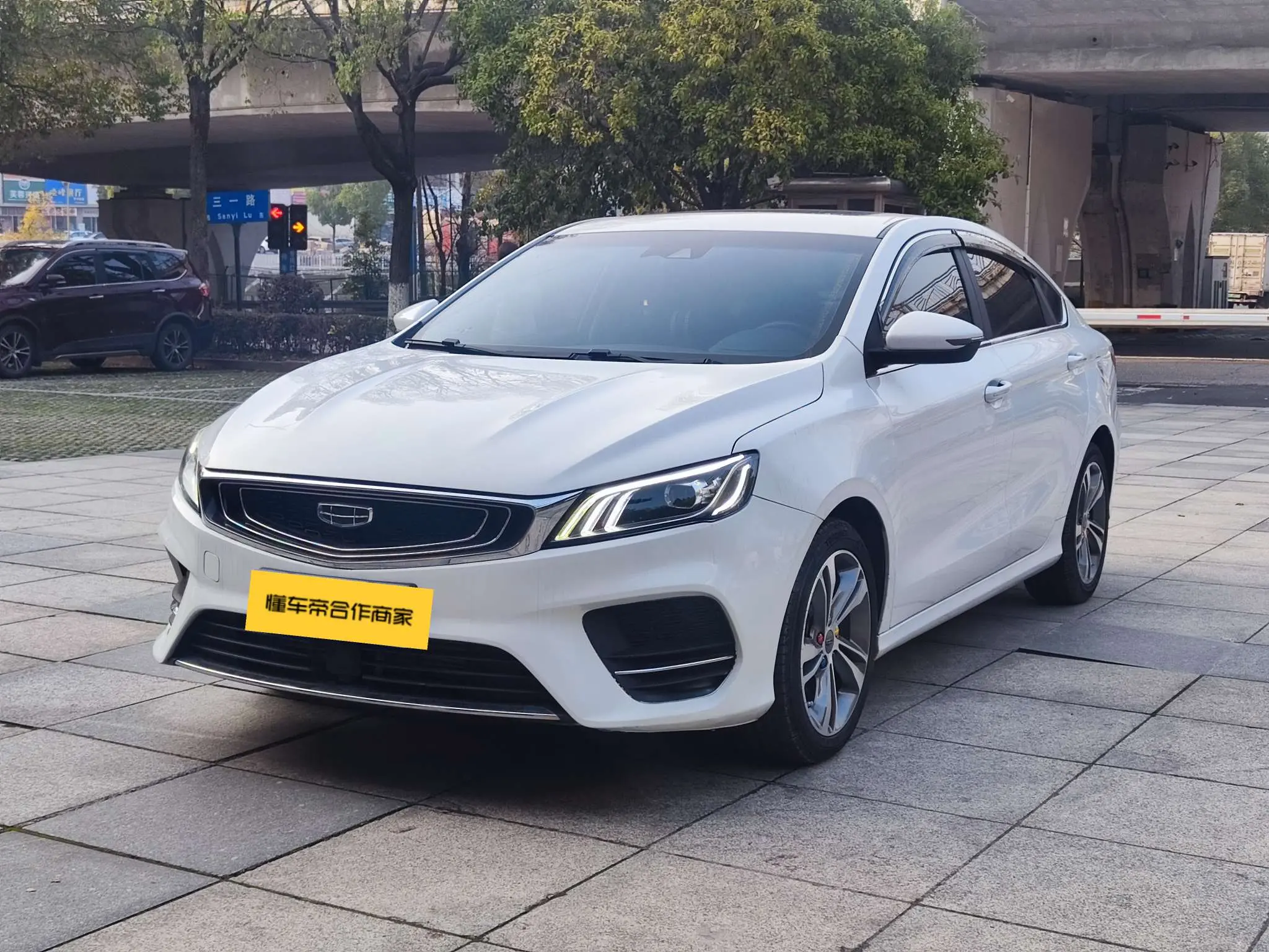 Geely Binrui  из Китая