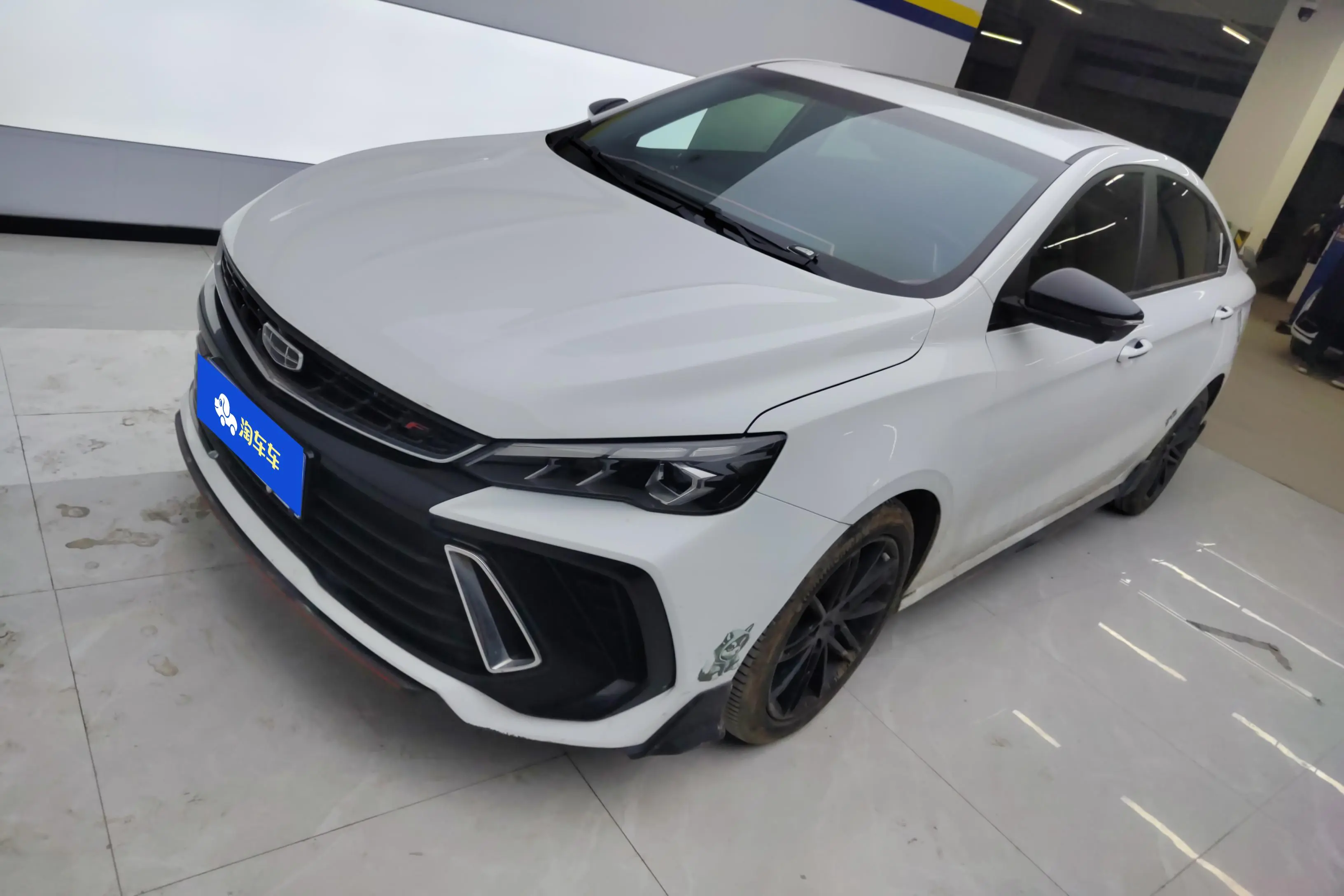 Geely Binrui  из Китая