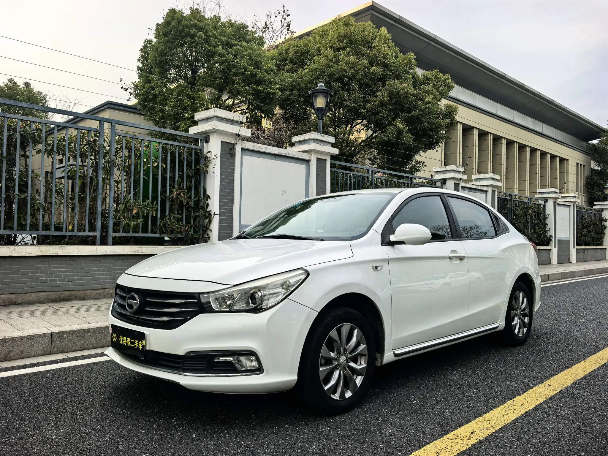 GAC Trumpchi GA3S Vision  из Китая