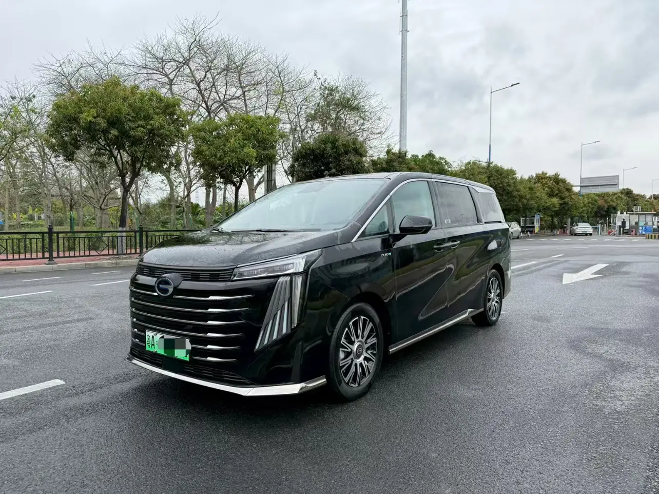 GAC Trumpchi E9 PHEV  из Китая