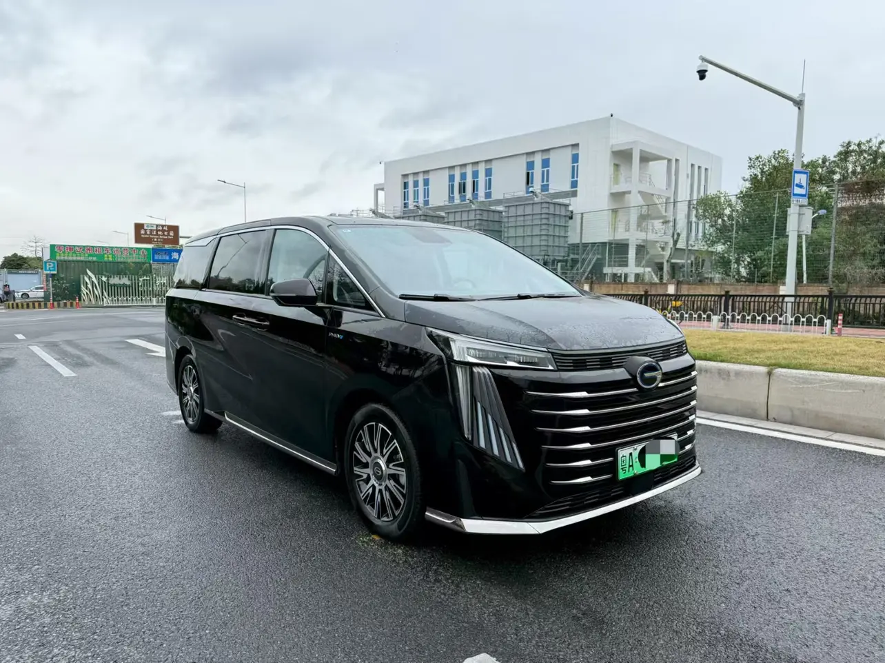 GAC Trumpchi E9 PHEV  из Китая