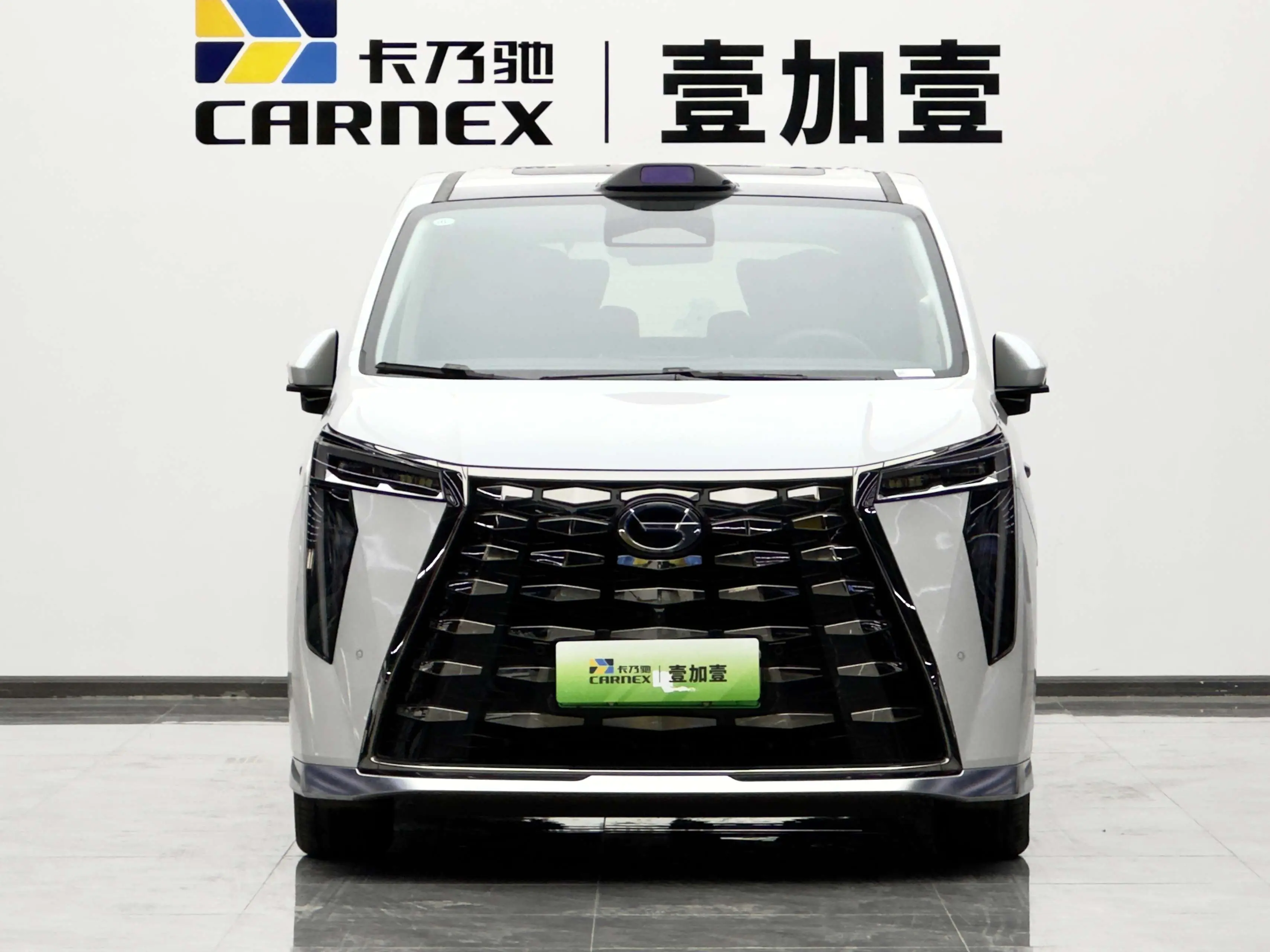 GAC Trumpchi aspires to the M8  из Китая