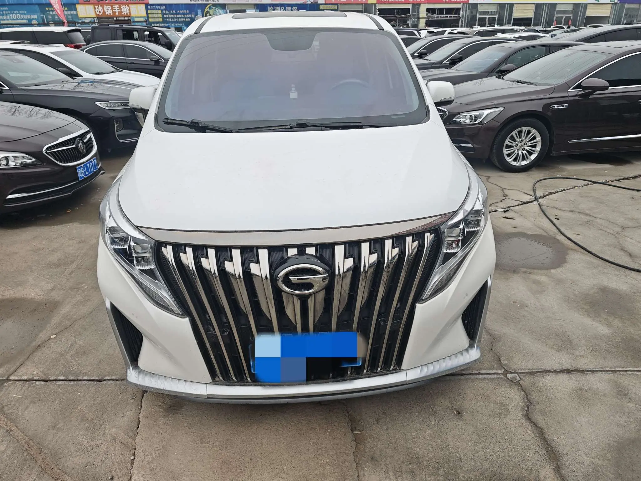 GAC Trumpchi M8  из Китая
