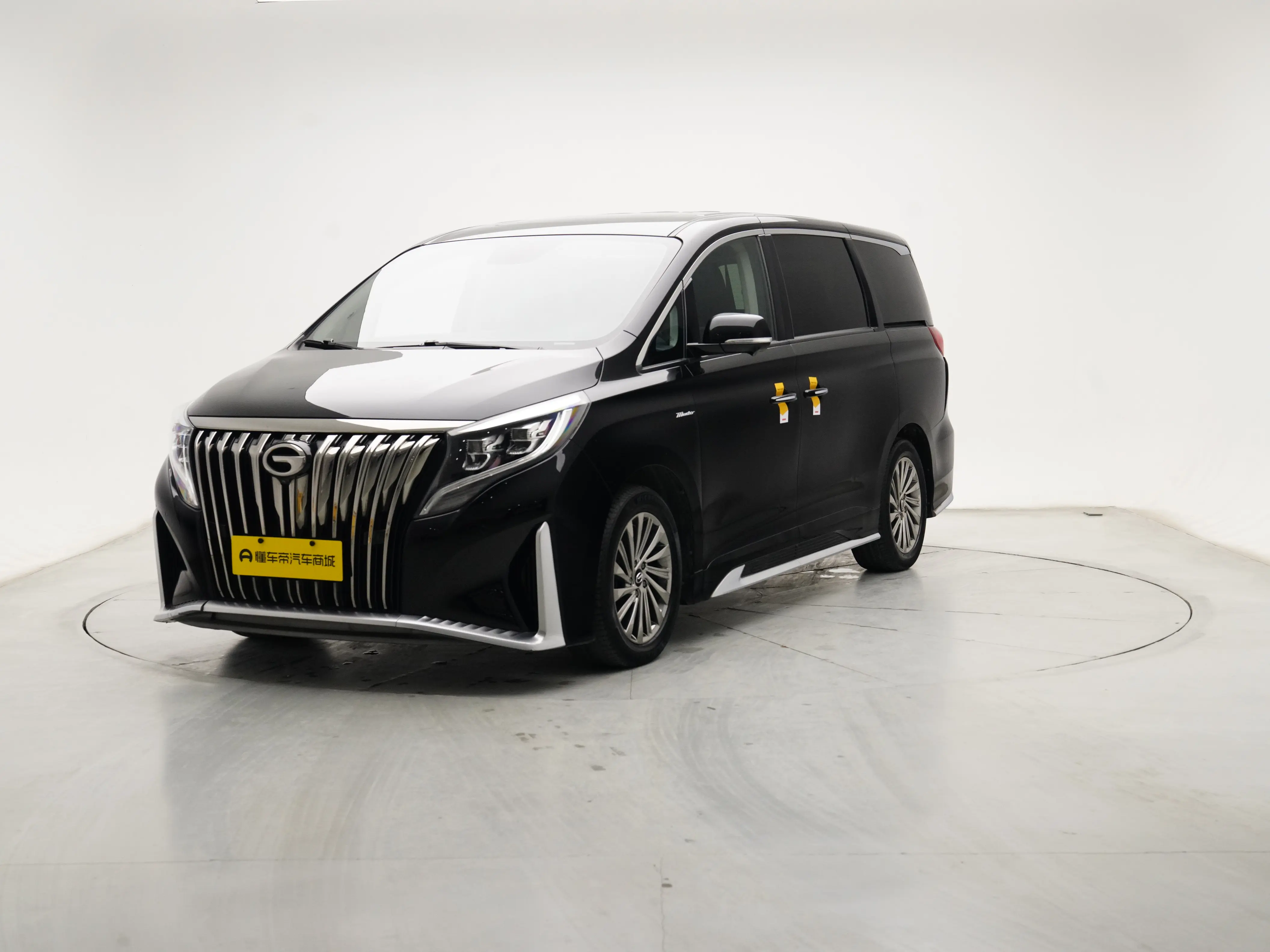 GAC Trumpchi M8  из Китая