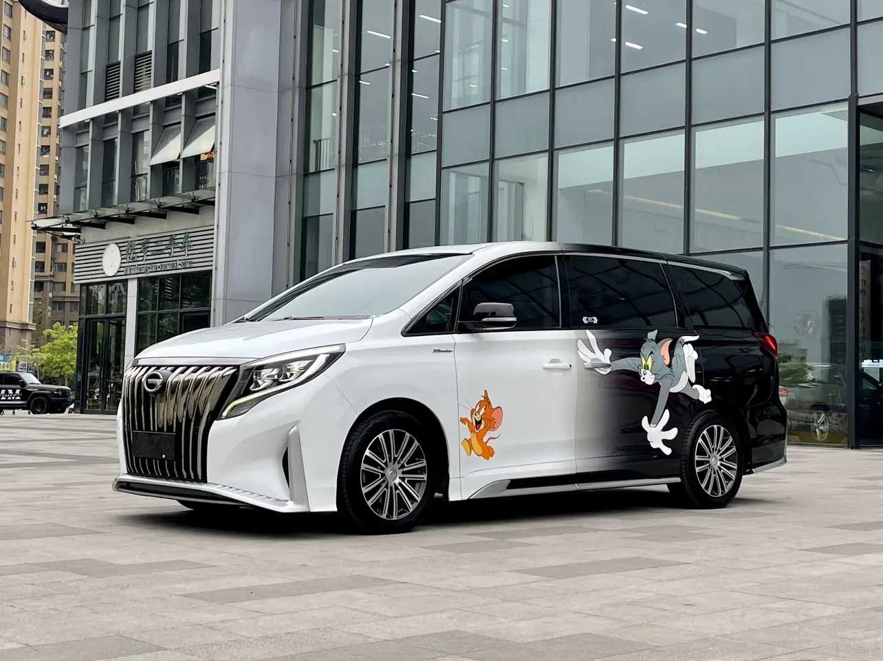 GAC Trumpchi M8  из Китая