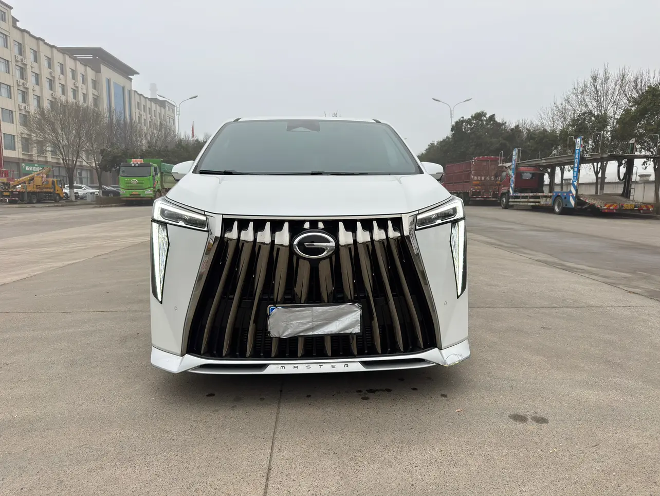 GAC Trumpchi M8  из Китая