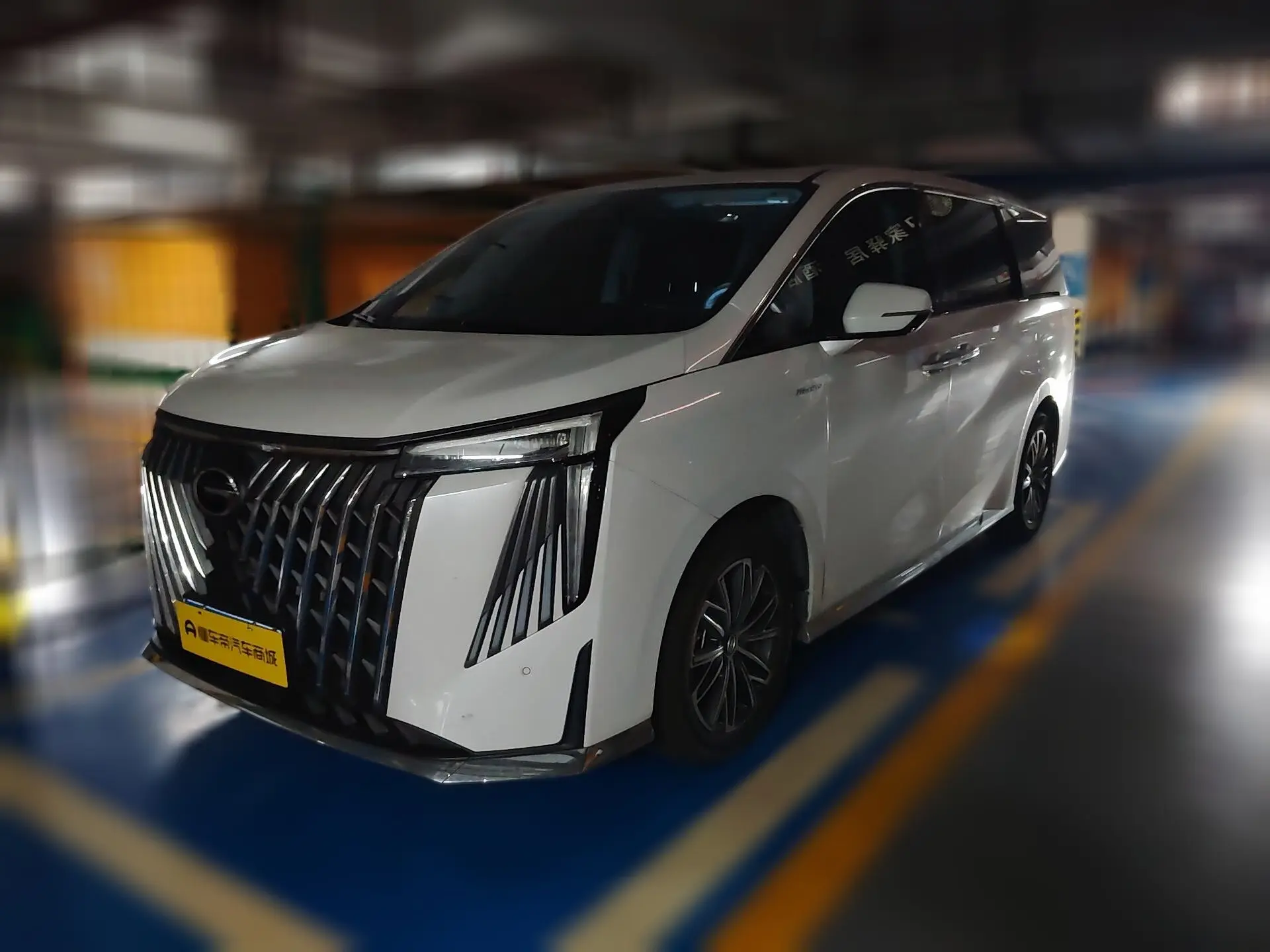 GAC Trumpchi M8  из Китая