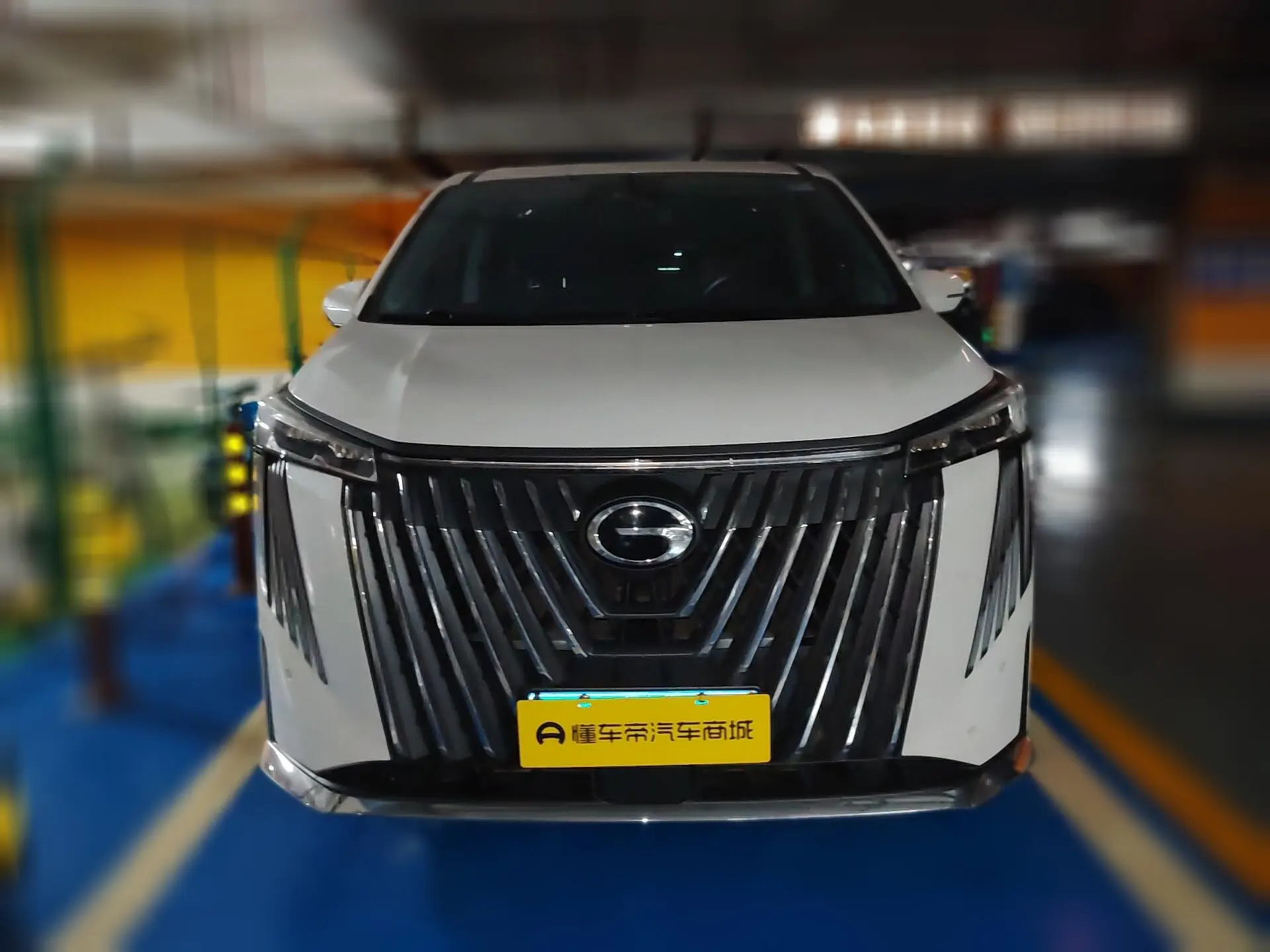 GAC Trumpchi M8  из Китая