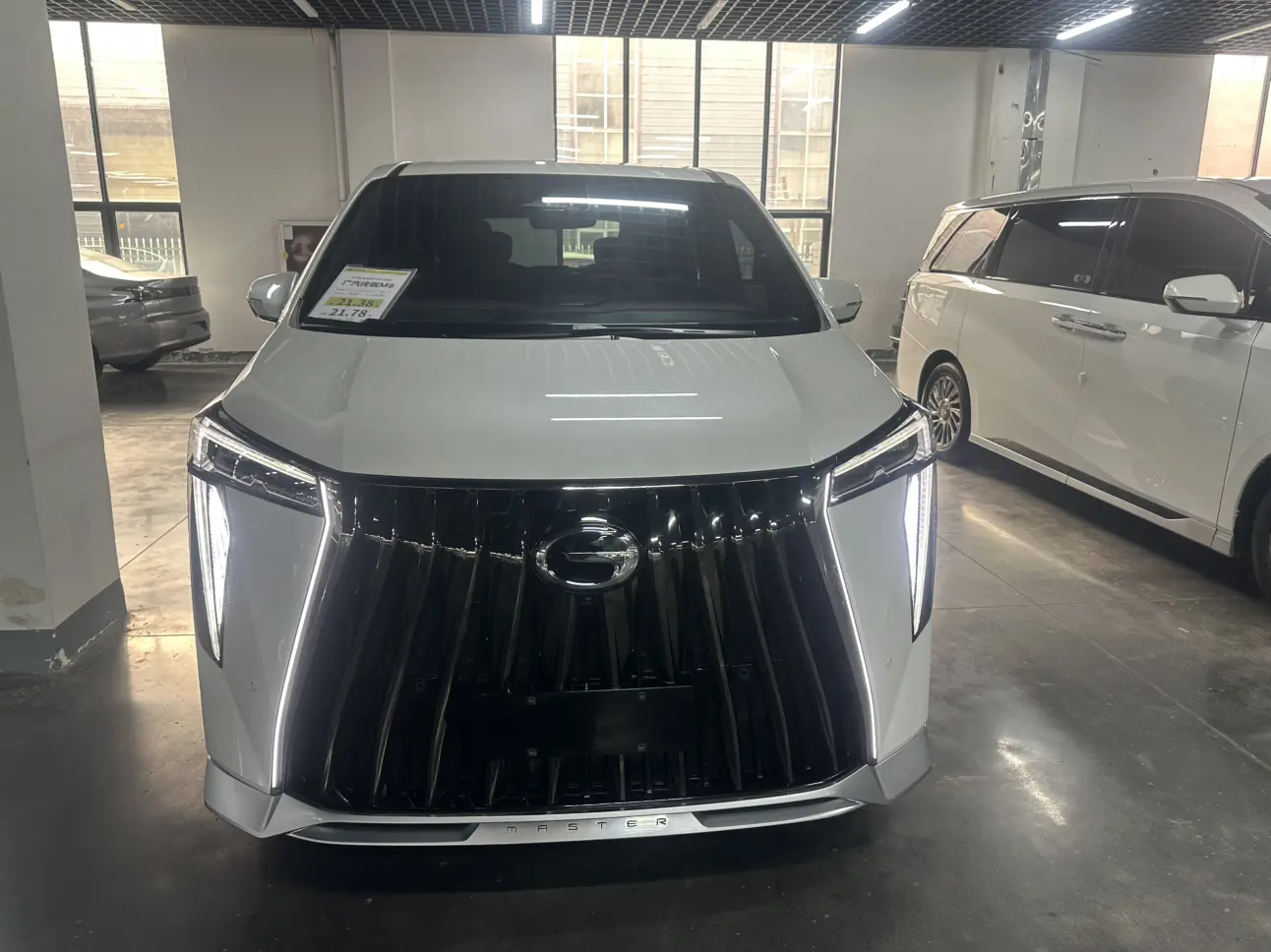 GAC Trumpchi M8  из Китая
