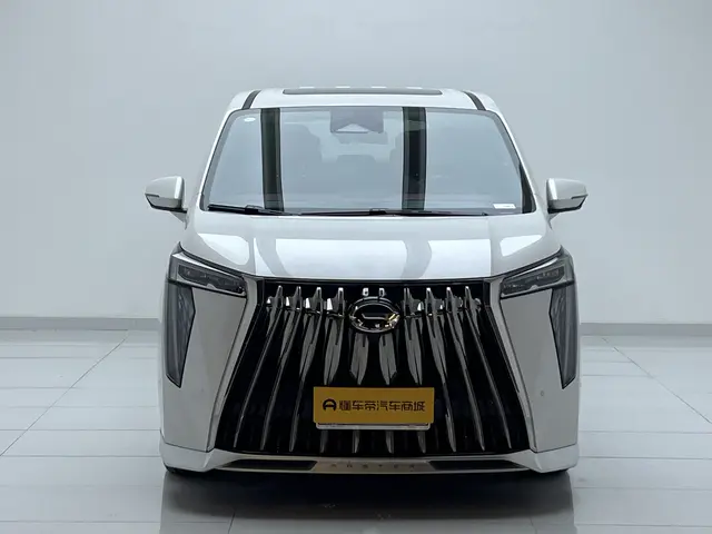 GAC Trumpchi M8  из Китая