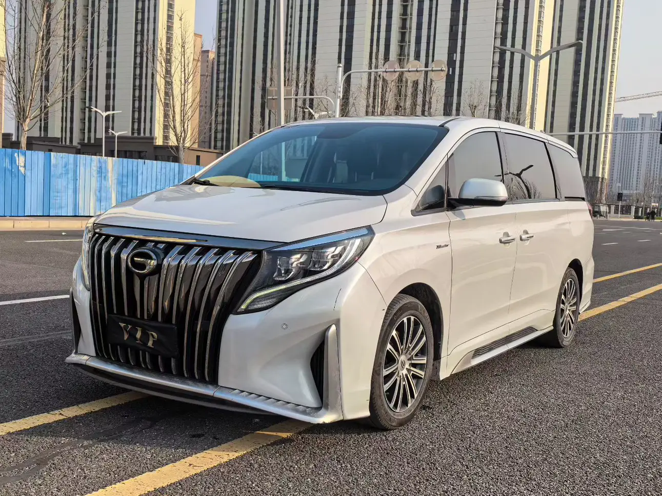 GAC Trumpchi M8  из Китая