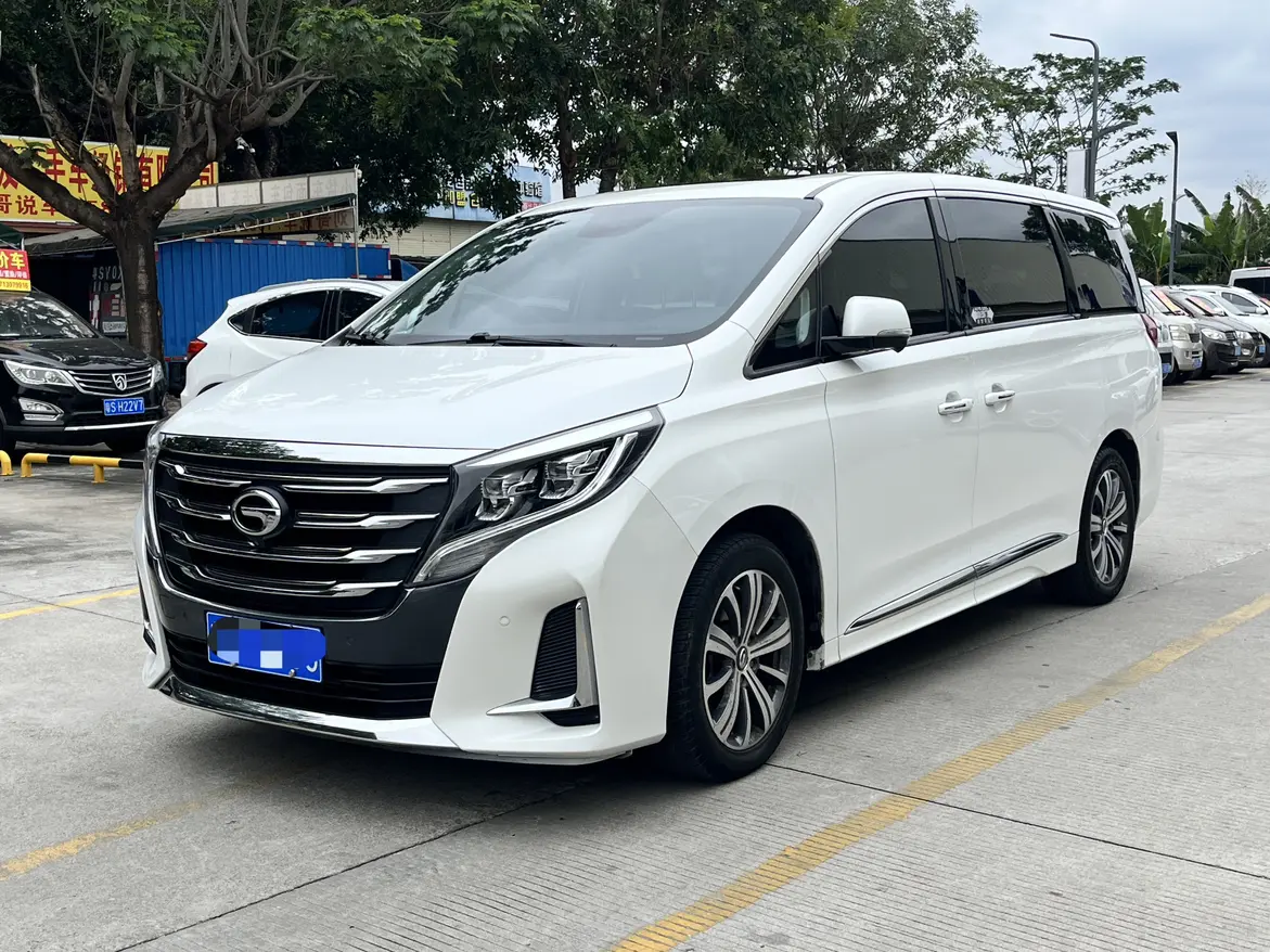 GAC Trumpchi M8  из Китая