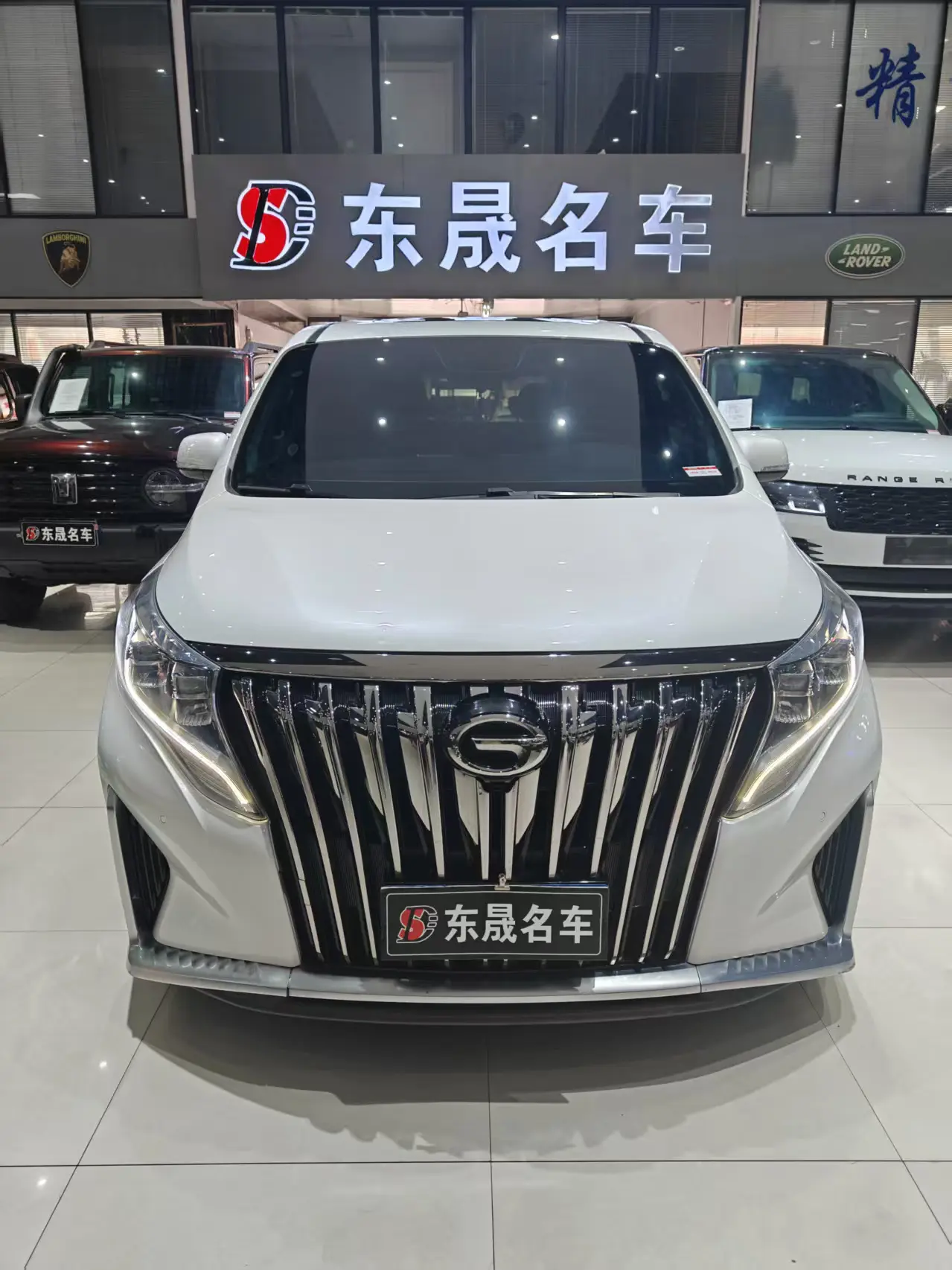 GAC Trumpchi M8  из Китая