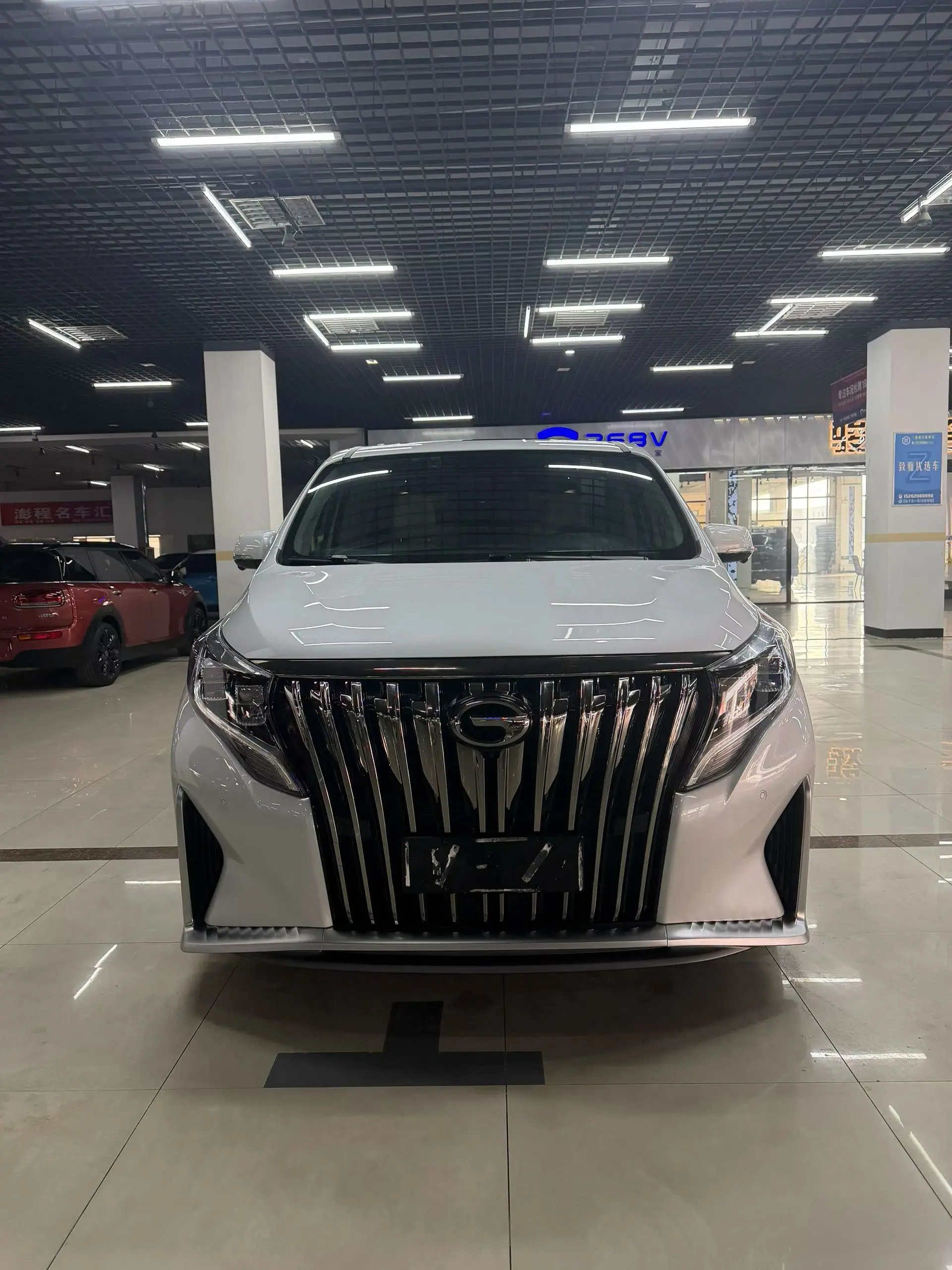 GAC Trumpchi M8  из Китая