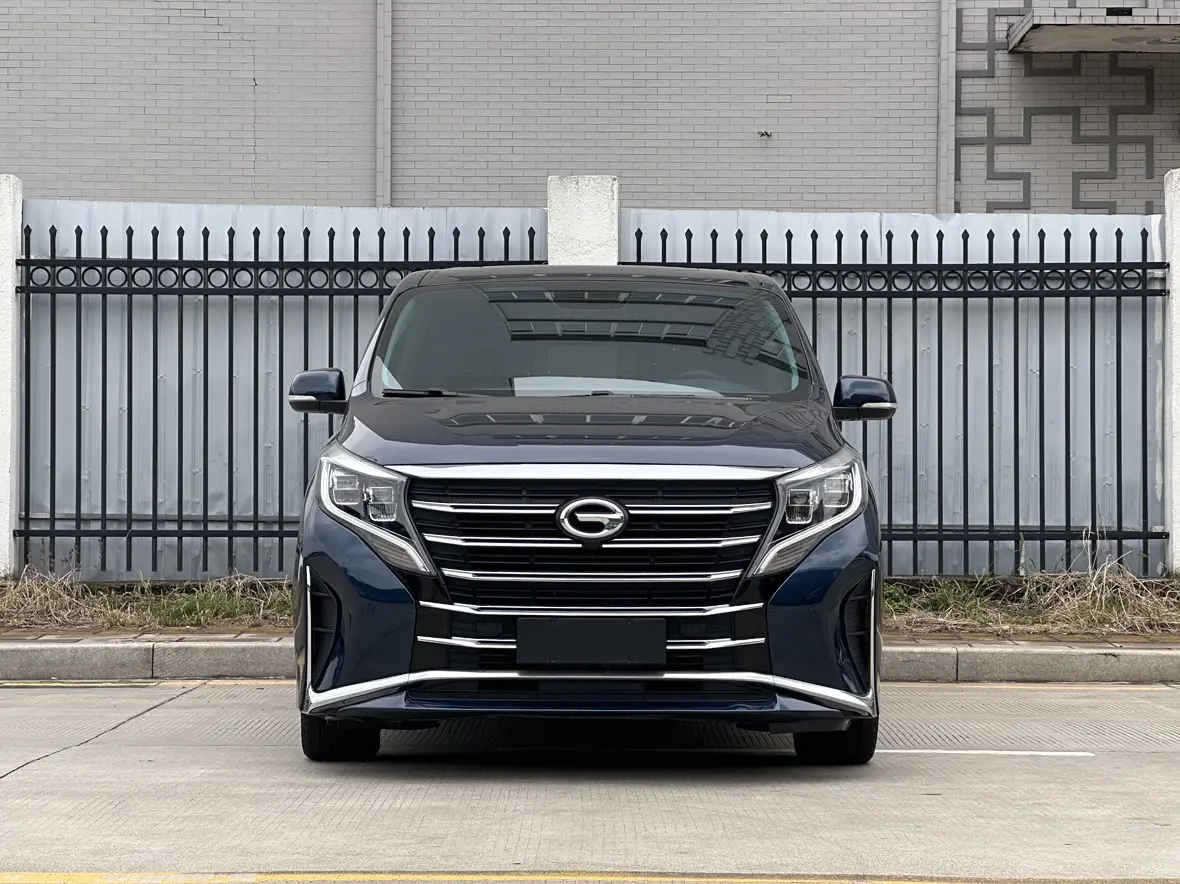 GAC Trumpchi M8  из Китая