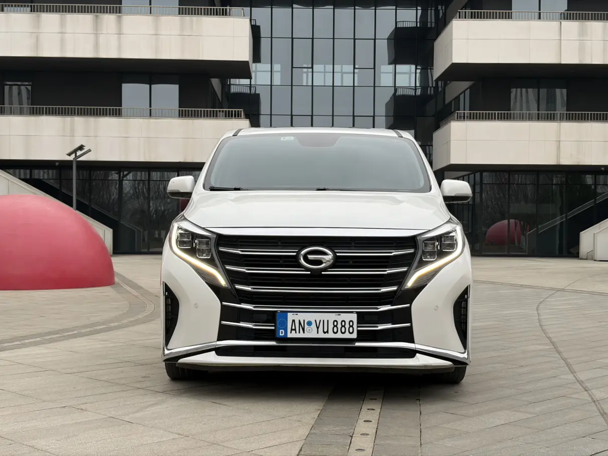 GAC Trumpchi M8  из Китая