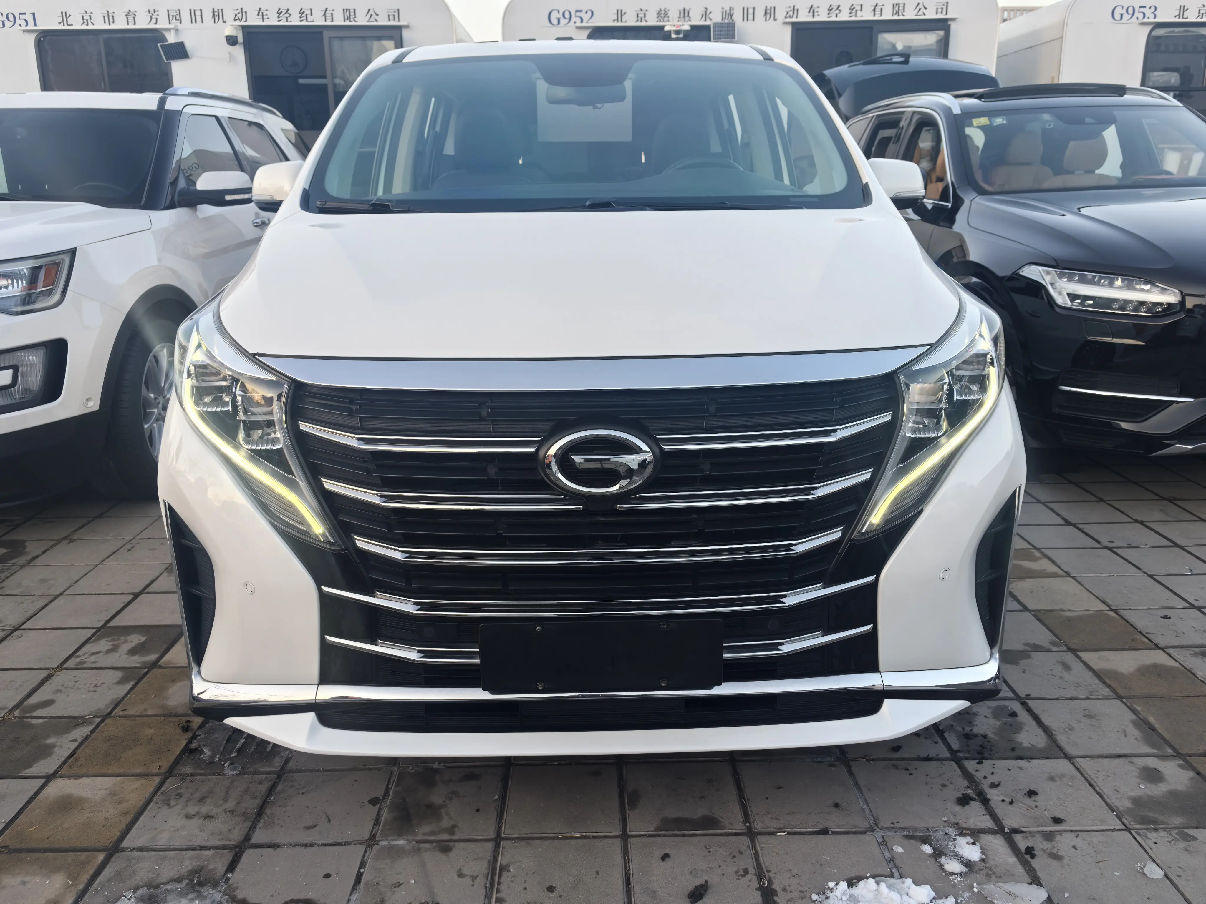GAC Trumpchi M8  из Китая