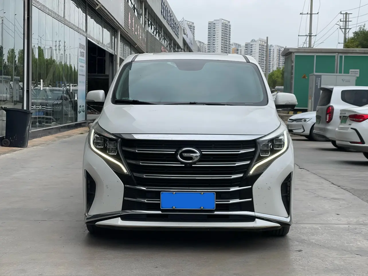 GAC Trumpchi M8  из Китая
