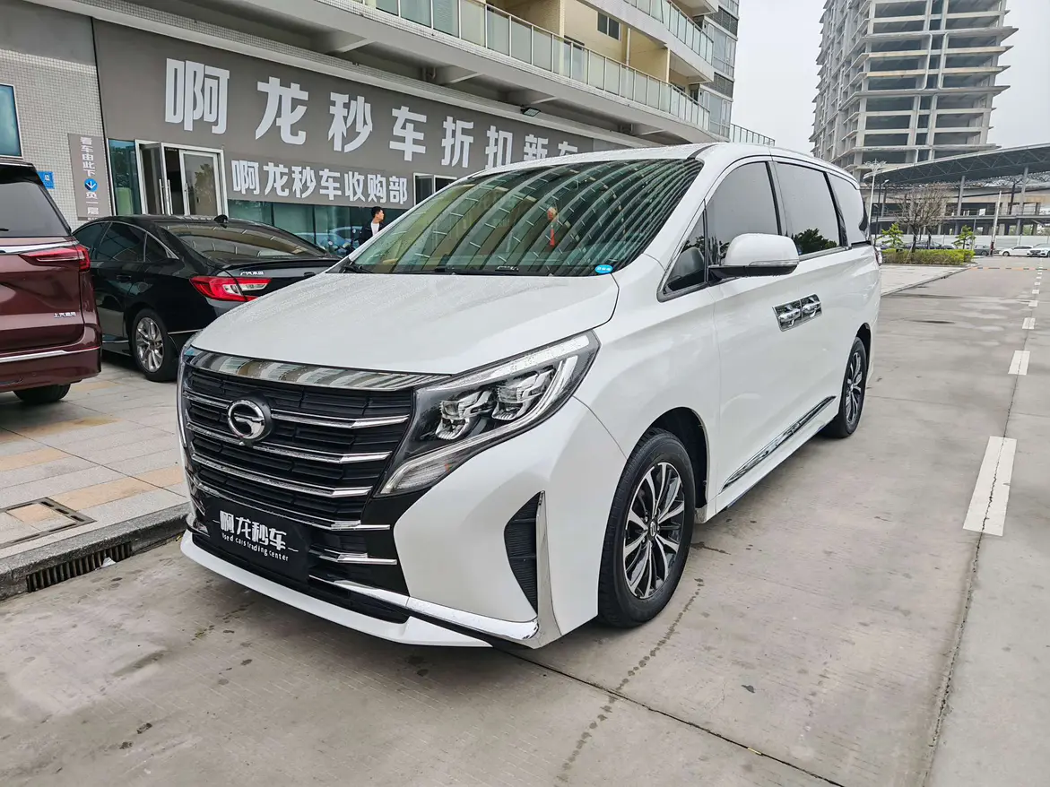 GAC Trumpchi M8  из Китая