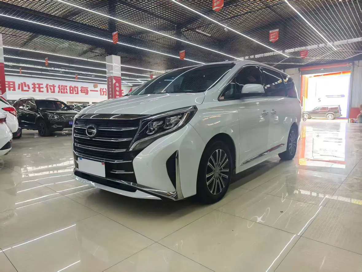 GAC Trumpchi M8  из Китая