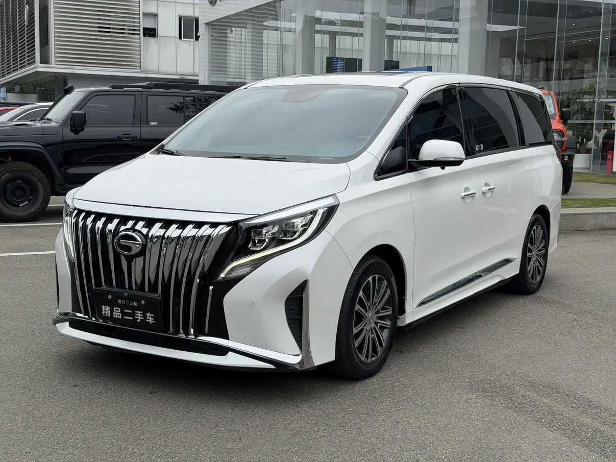 GAC Trumpchi M8  из Китая