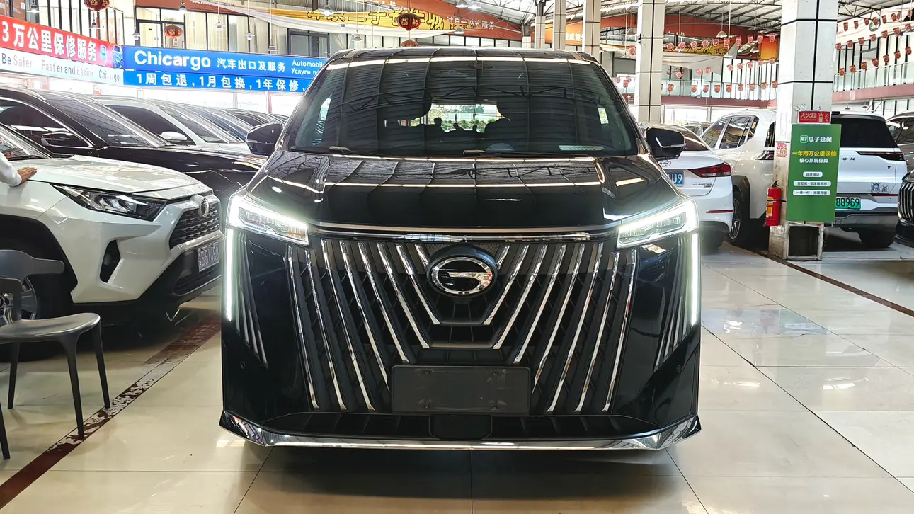 GAC Trumpchi M8  из Китая