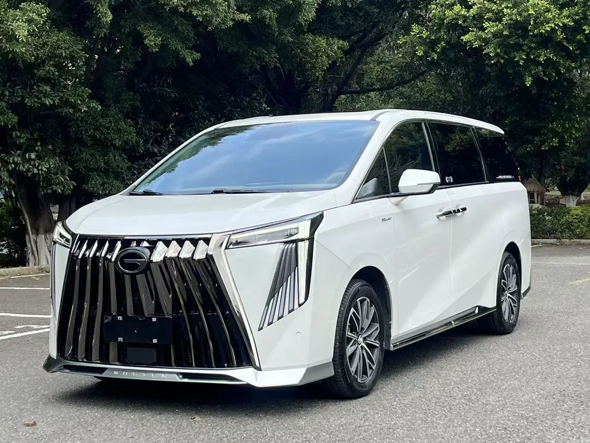 GAC Trumpchi M8  из Китая