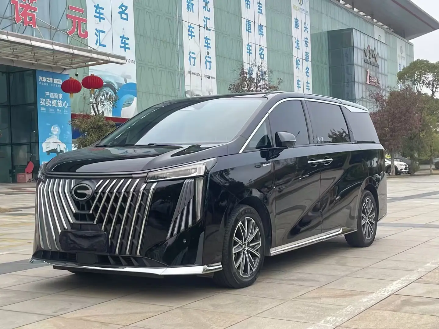 GAC Trumpchi M8  из Китая