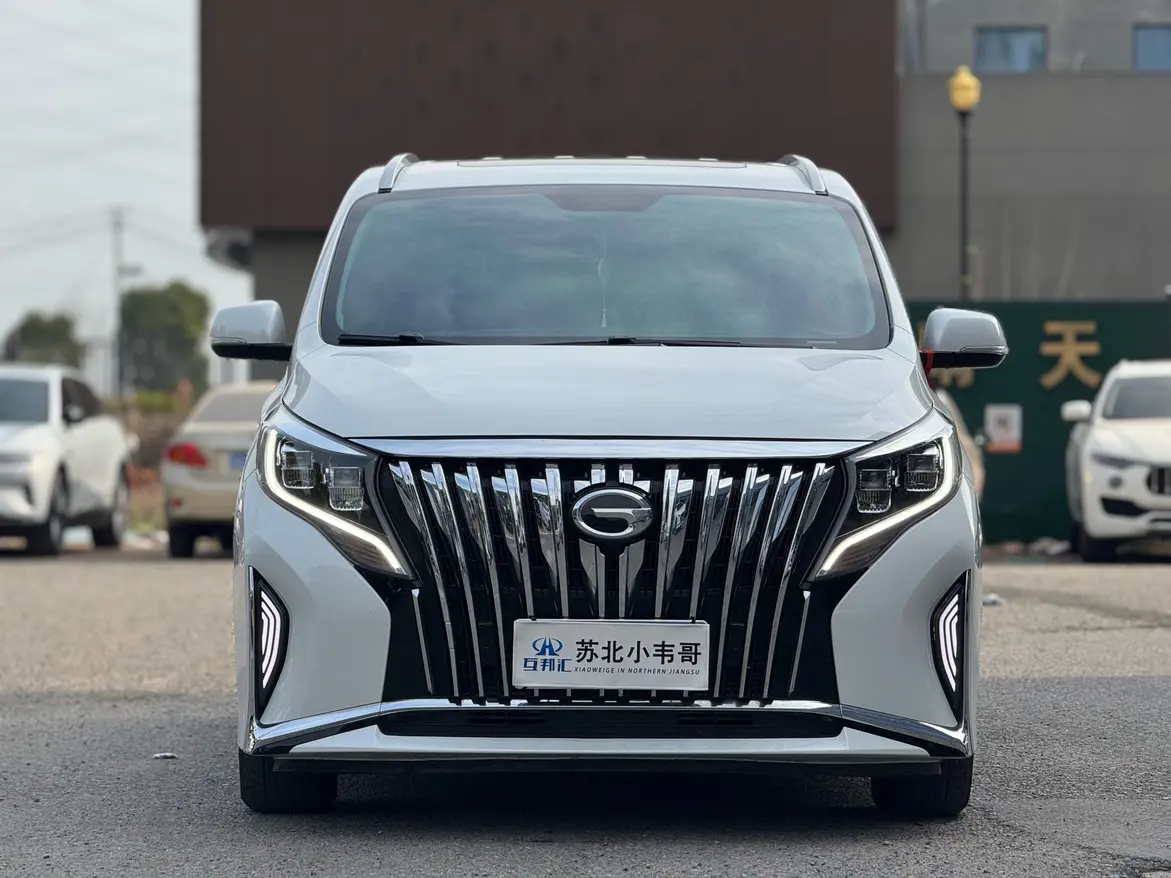 GAC Trumpchi M8  из Китая