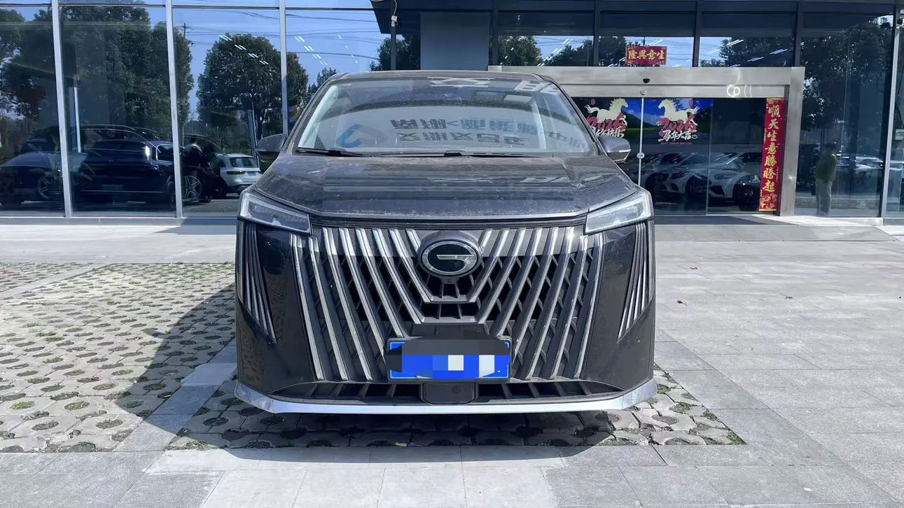 GAC Trumpchi M8  из Китая