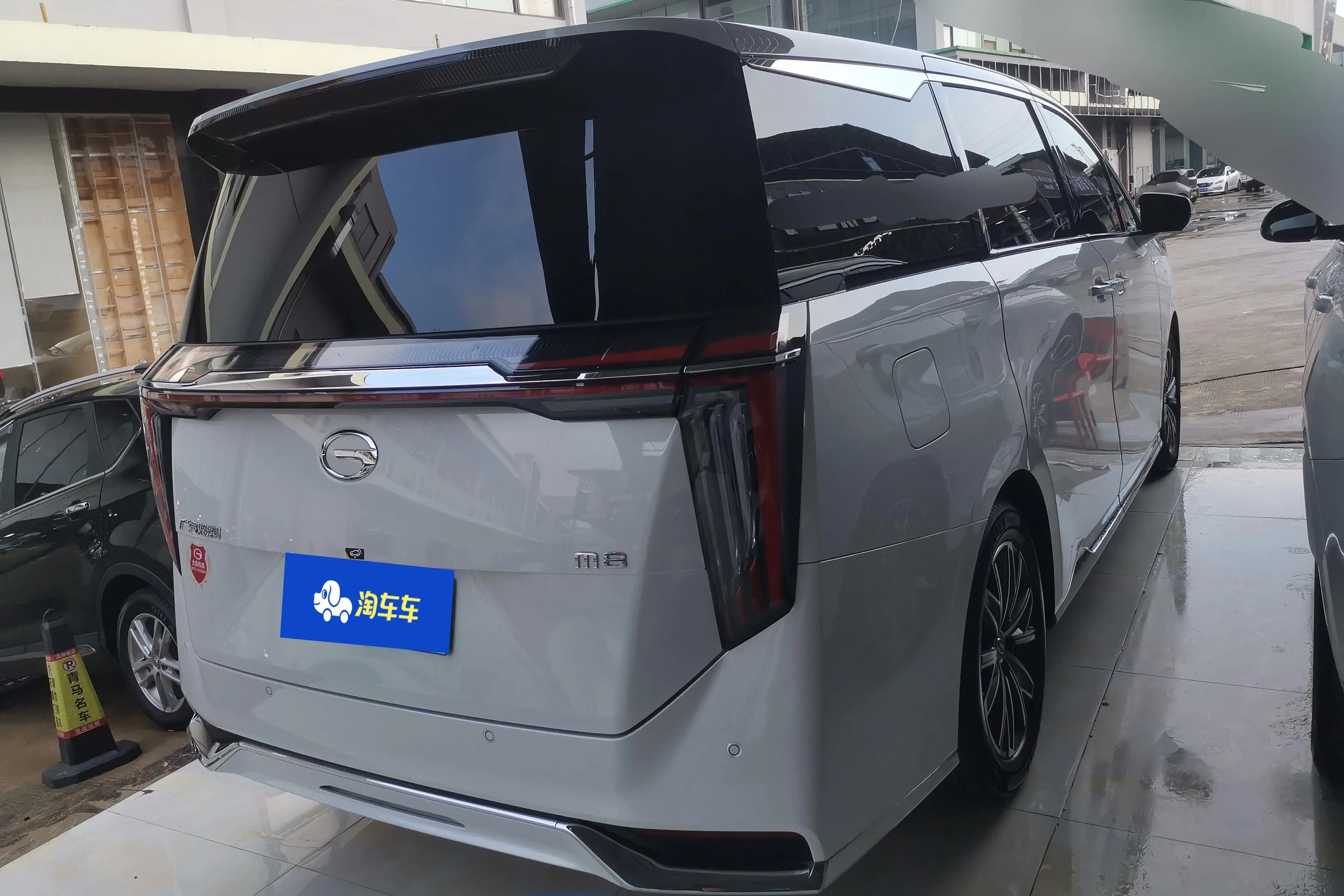 GAC Trumpchi M8  из Китая