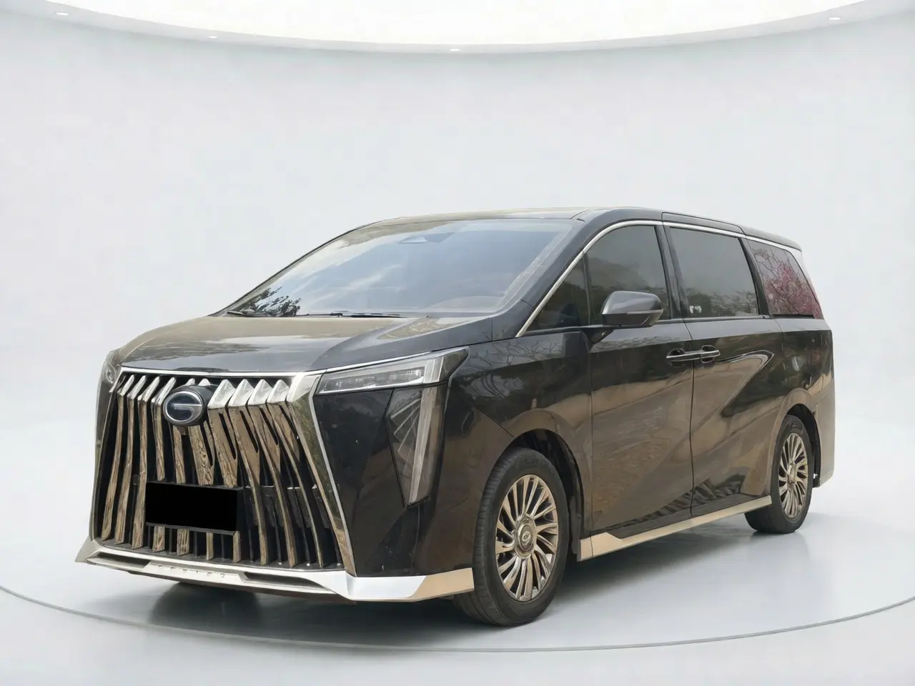 GAC Trumpchi M8  из Китая