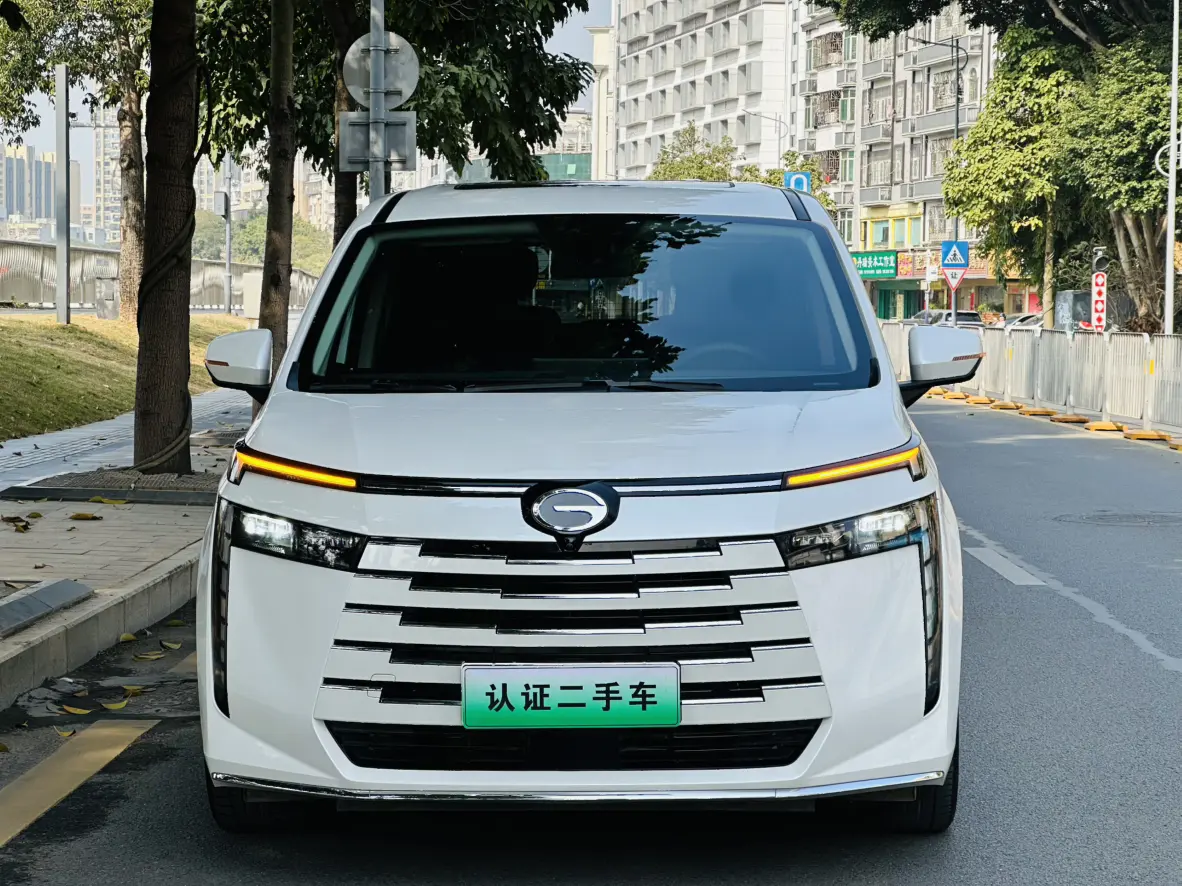 GAC Trumpchi E8 PHEV  из Китая