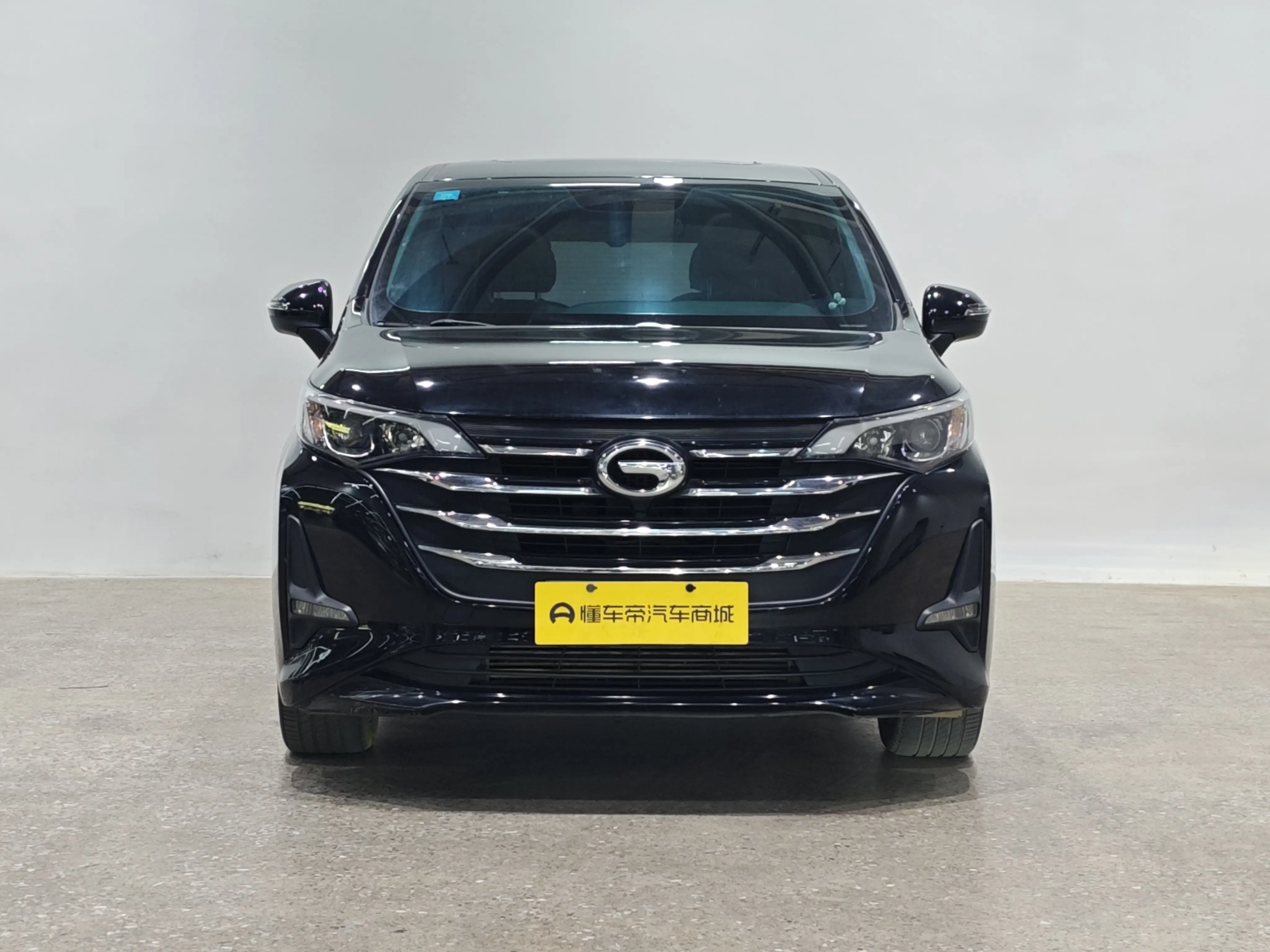 GAC Trumpchi M6  из Китая