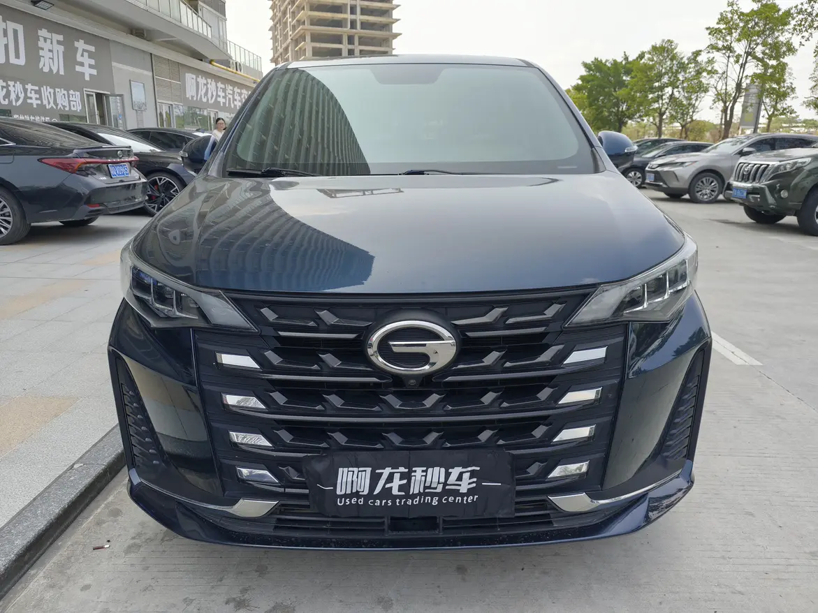 GAC Trumpchi M6  из Китая