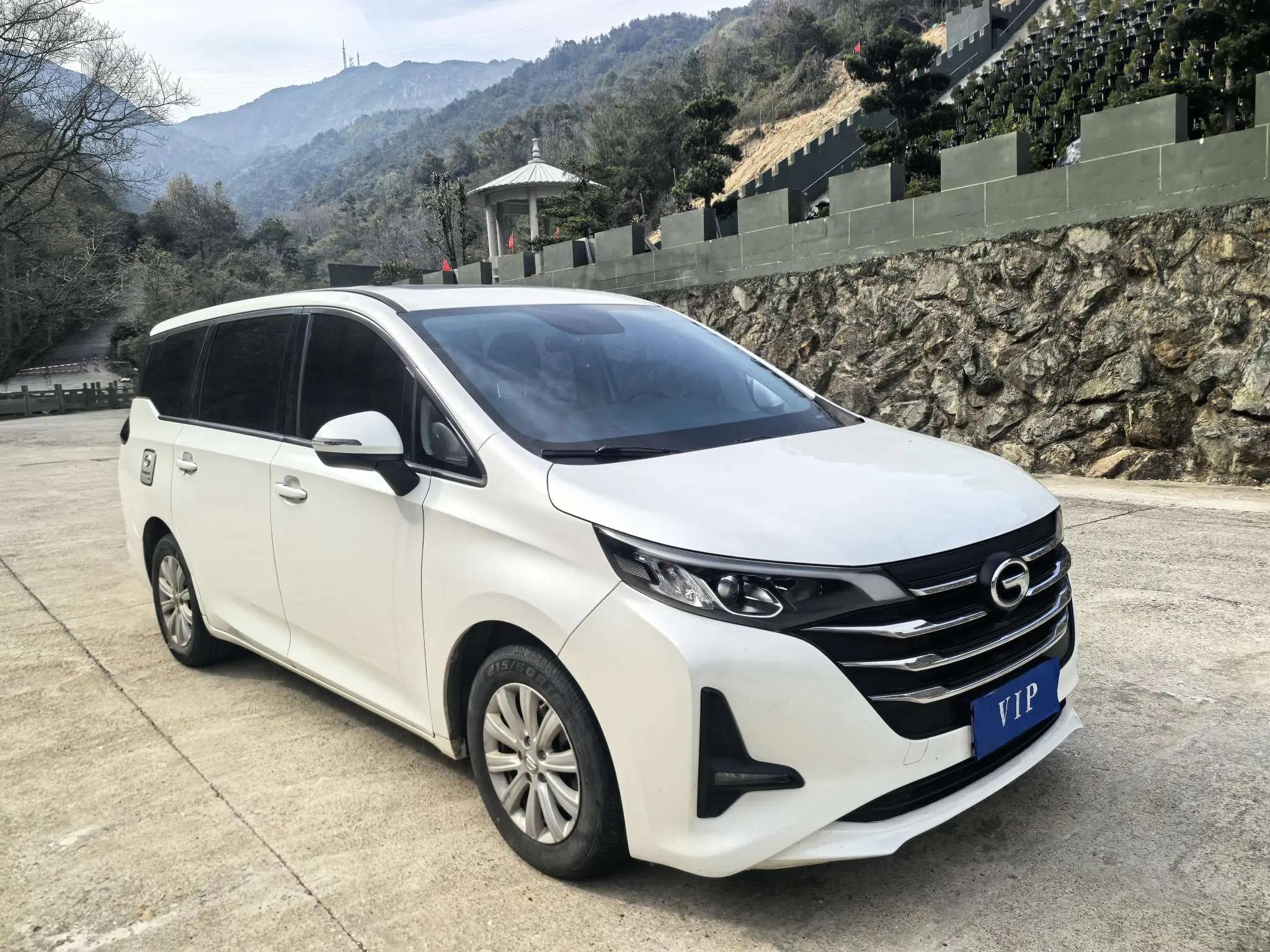 GAC Trumpchi M6  из Китая