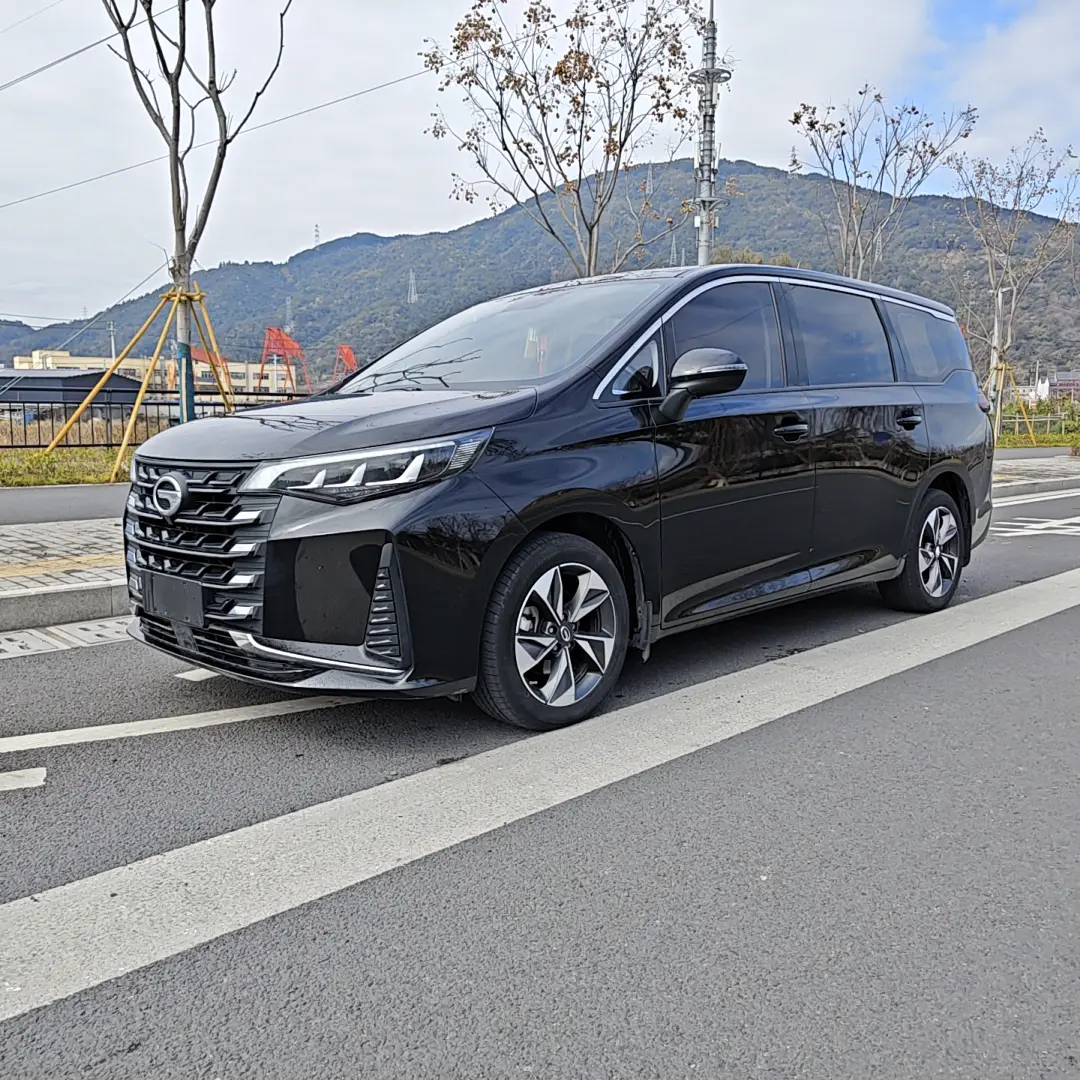 GAC Trumpchi M6  из Китая