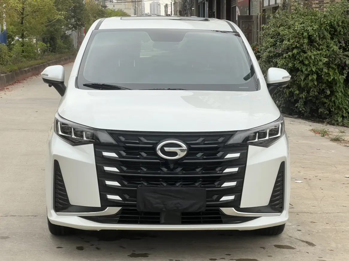 GAC Trumpchi M6  из Китая