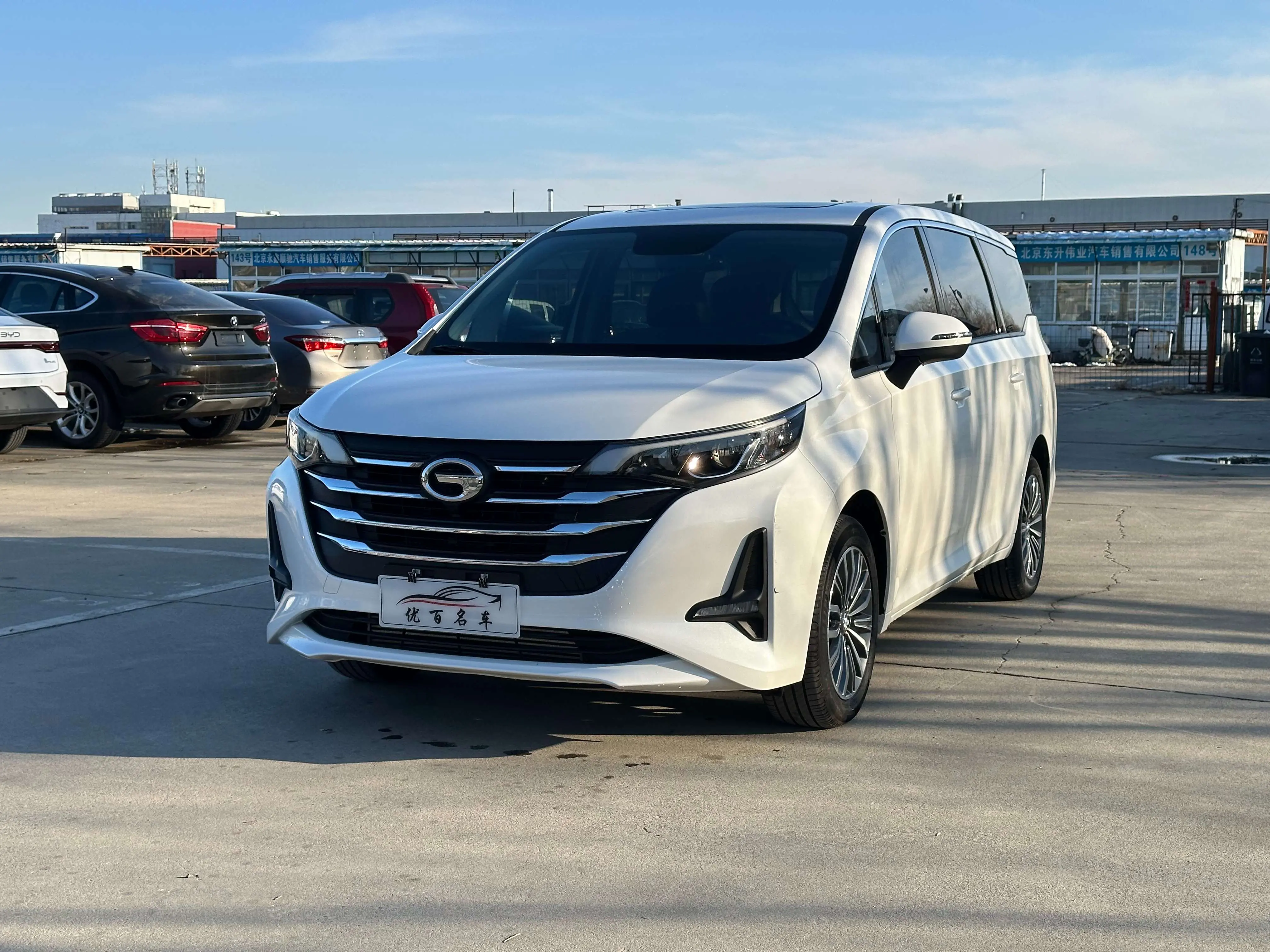 GAC Trumpchi M6  из Китая