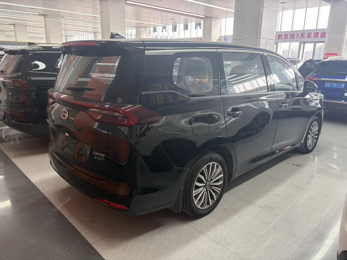 GAC Trumpchi M6  из Китая