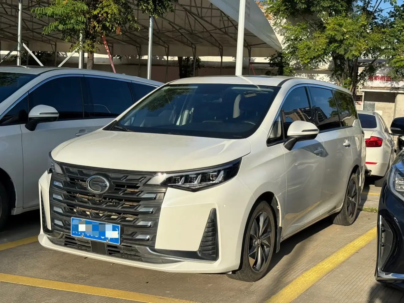 GAC Trumpchi M6  из Китая