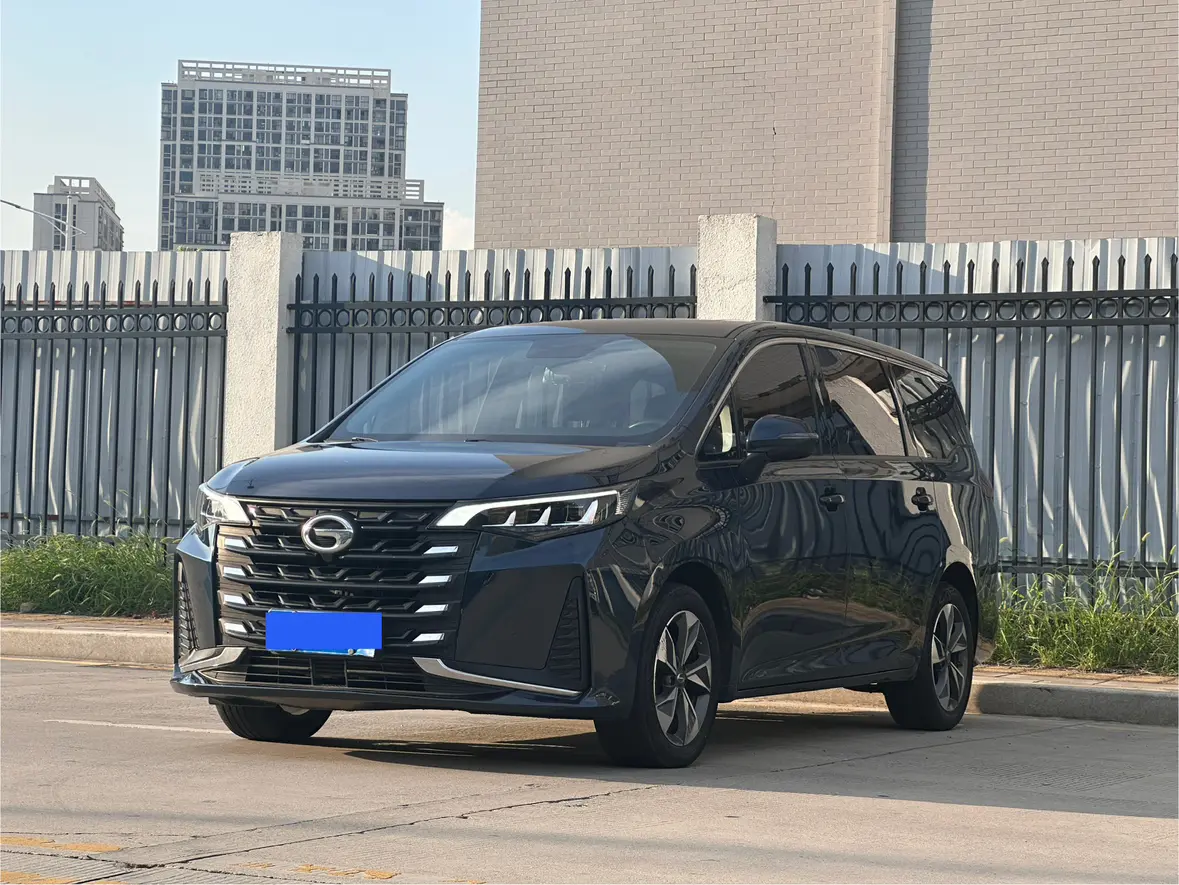 GAC Trumpchi M6  из Китая