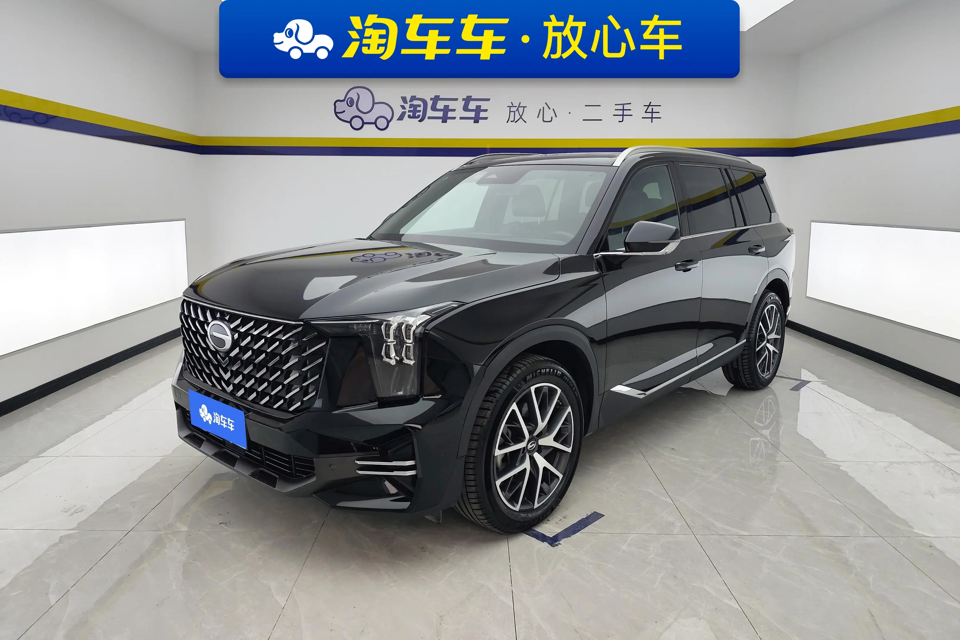 GAC Trumpchi GS8  из Китая
