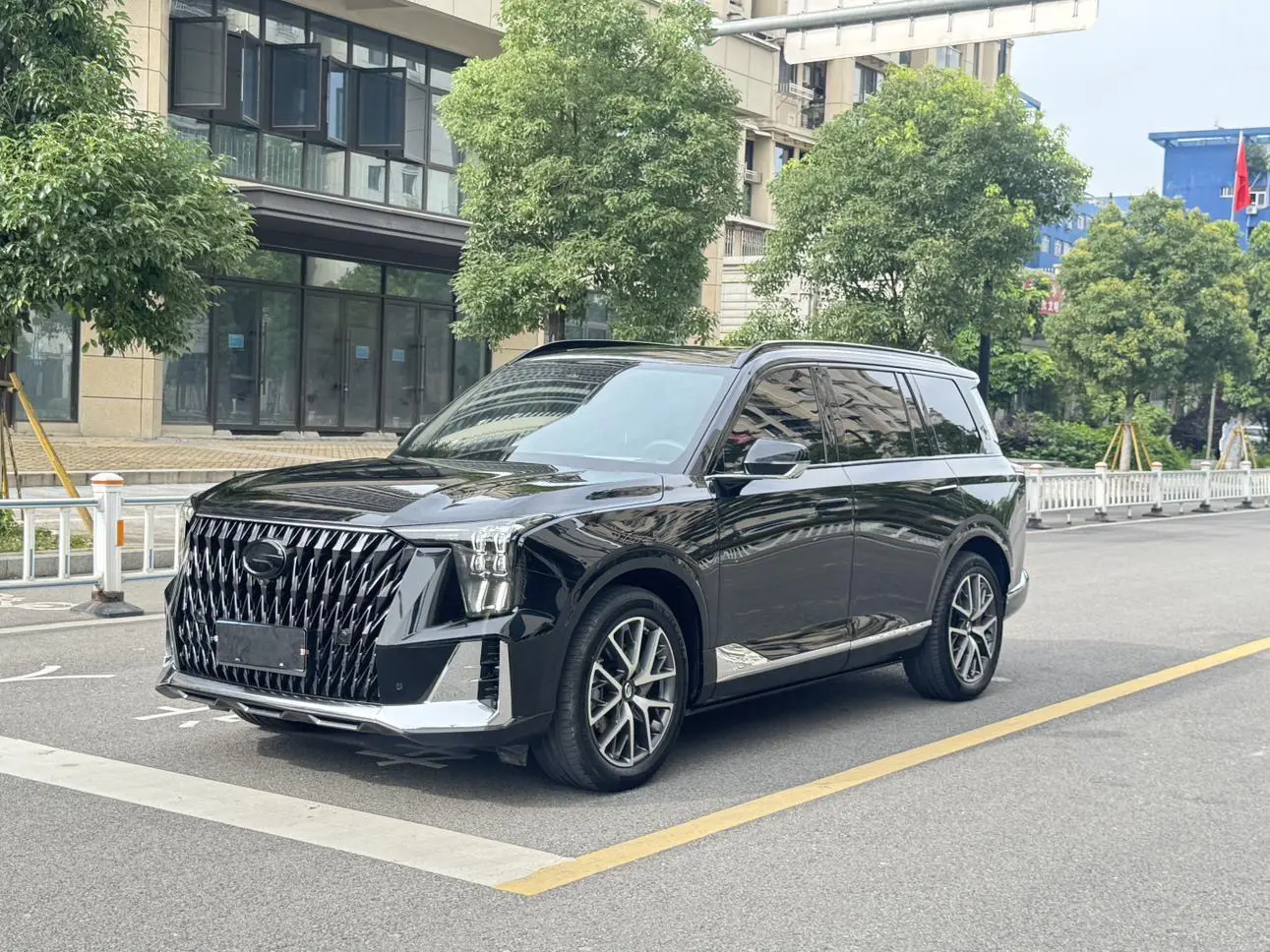 GAC Trumpchi GS8  из Китая