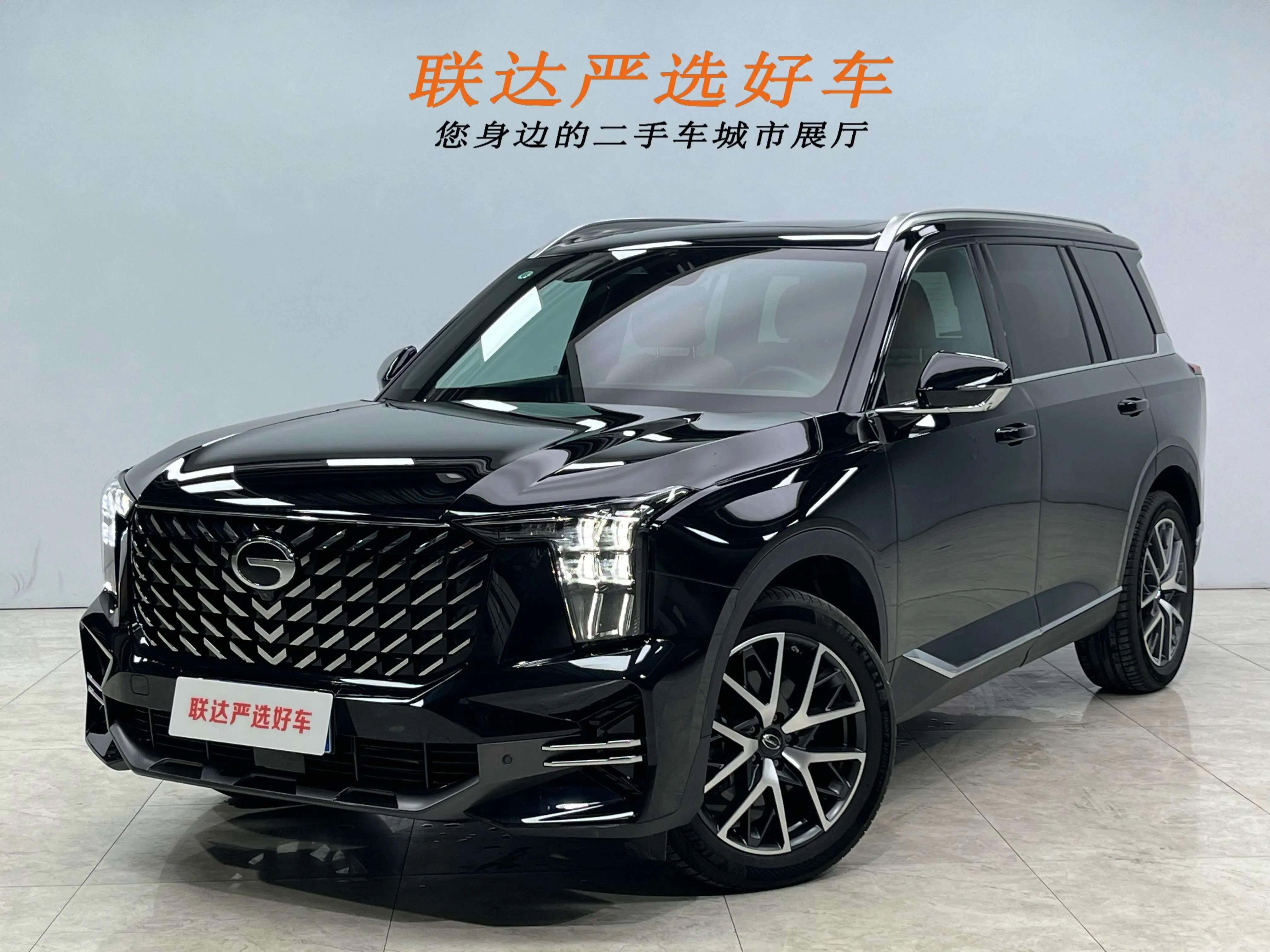 GAC Trumpchi GS8  из Китая