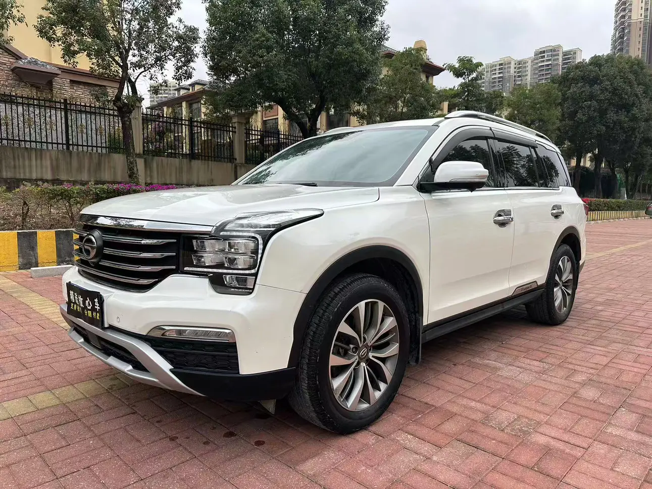 GAC Trumpchi GS8  из Китая